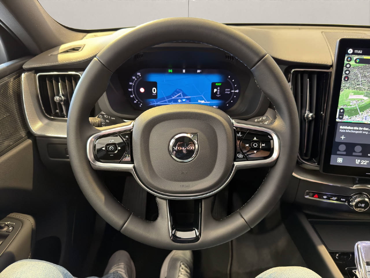 VOLVO XC60 2.0 T8 TE Ultra Dark eAWD-image-8
