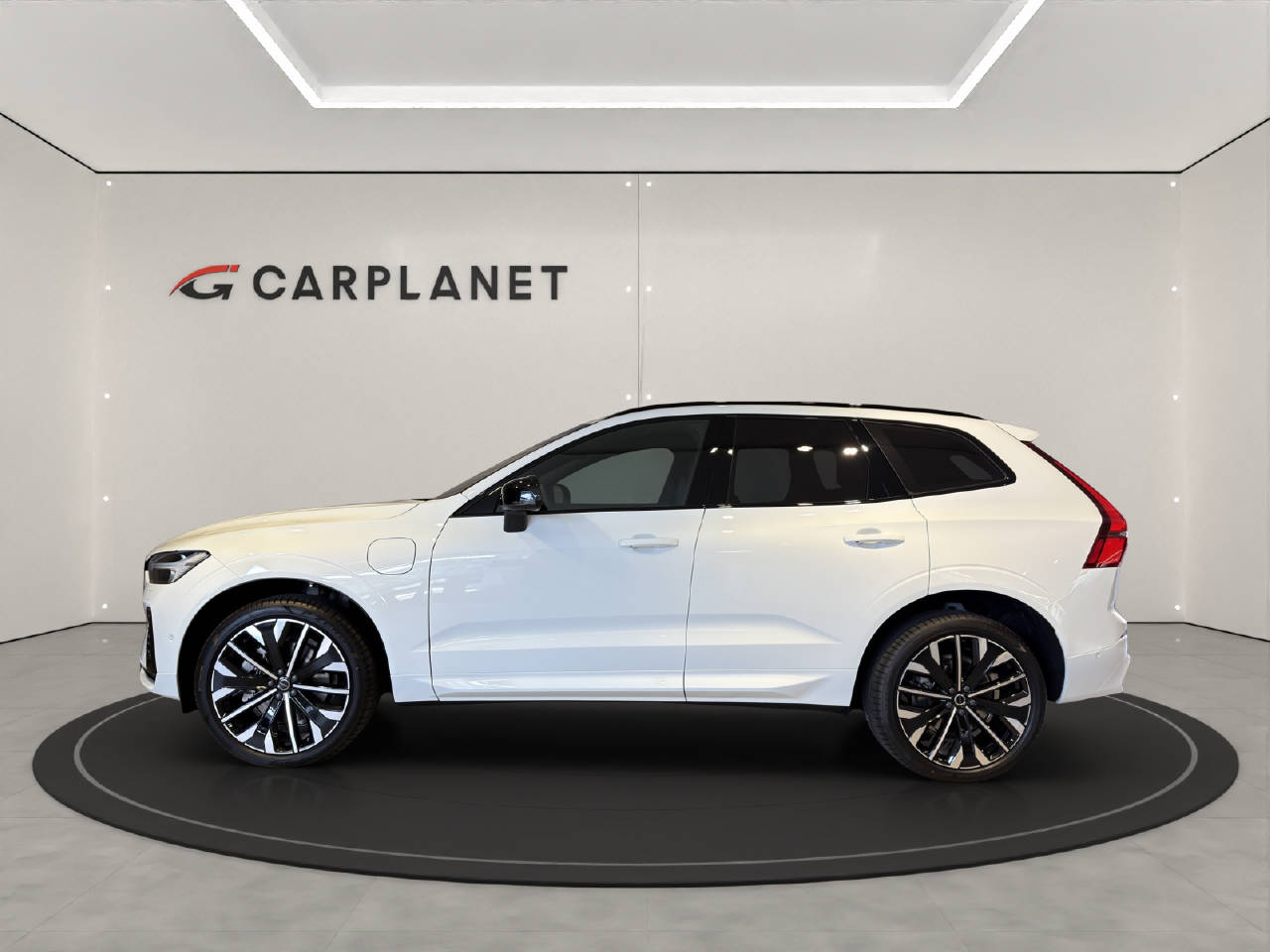 VOLVO XC60 2.0 T8 TE Ultra Dark eAWD-showroom-element-1