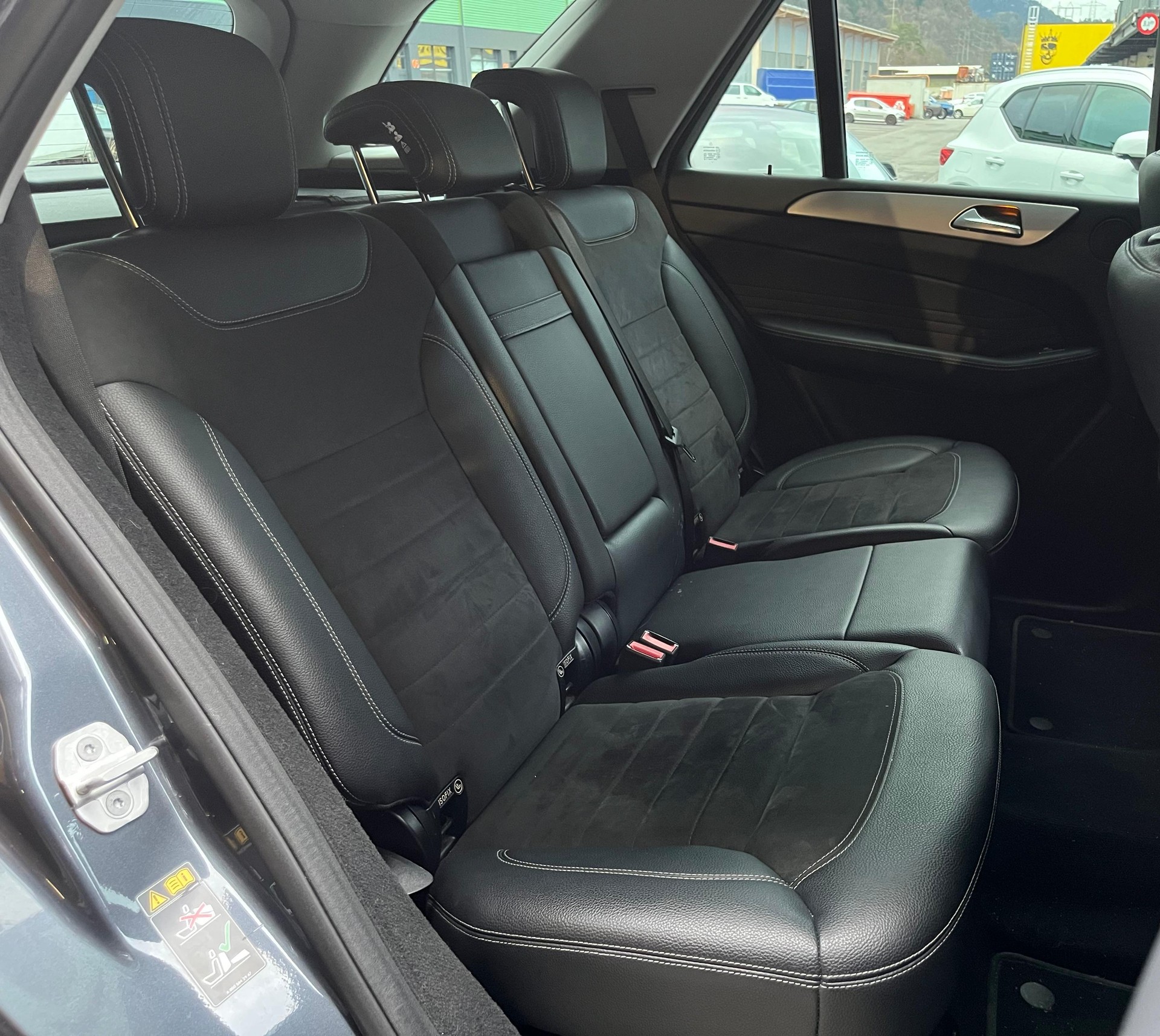 MERCEDES-BENZ ML 350 BlueTEC Executive 4Matic 7G-Tronic-image-12