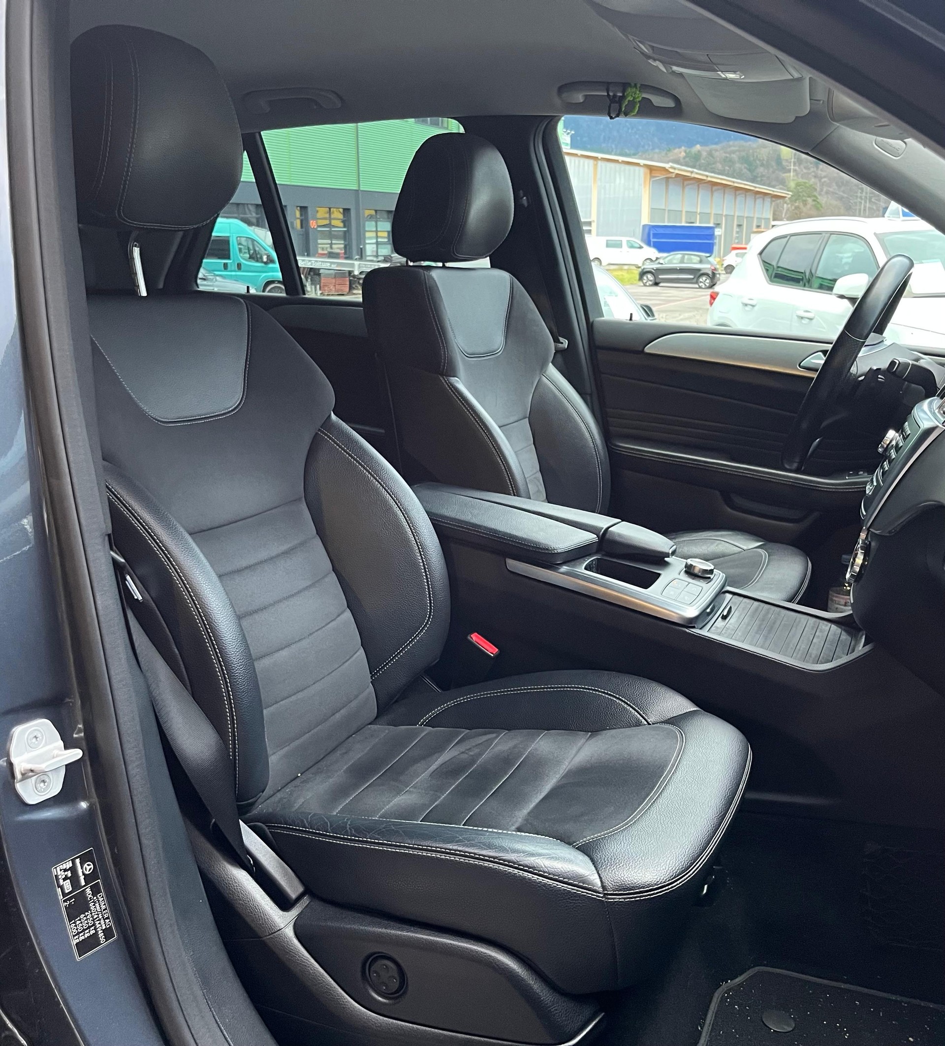 MERCEDES-BENZ ML 350 BlueTEC Executive 4Matic 7G-Tronic-image-11