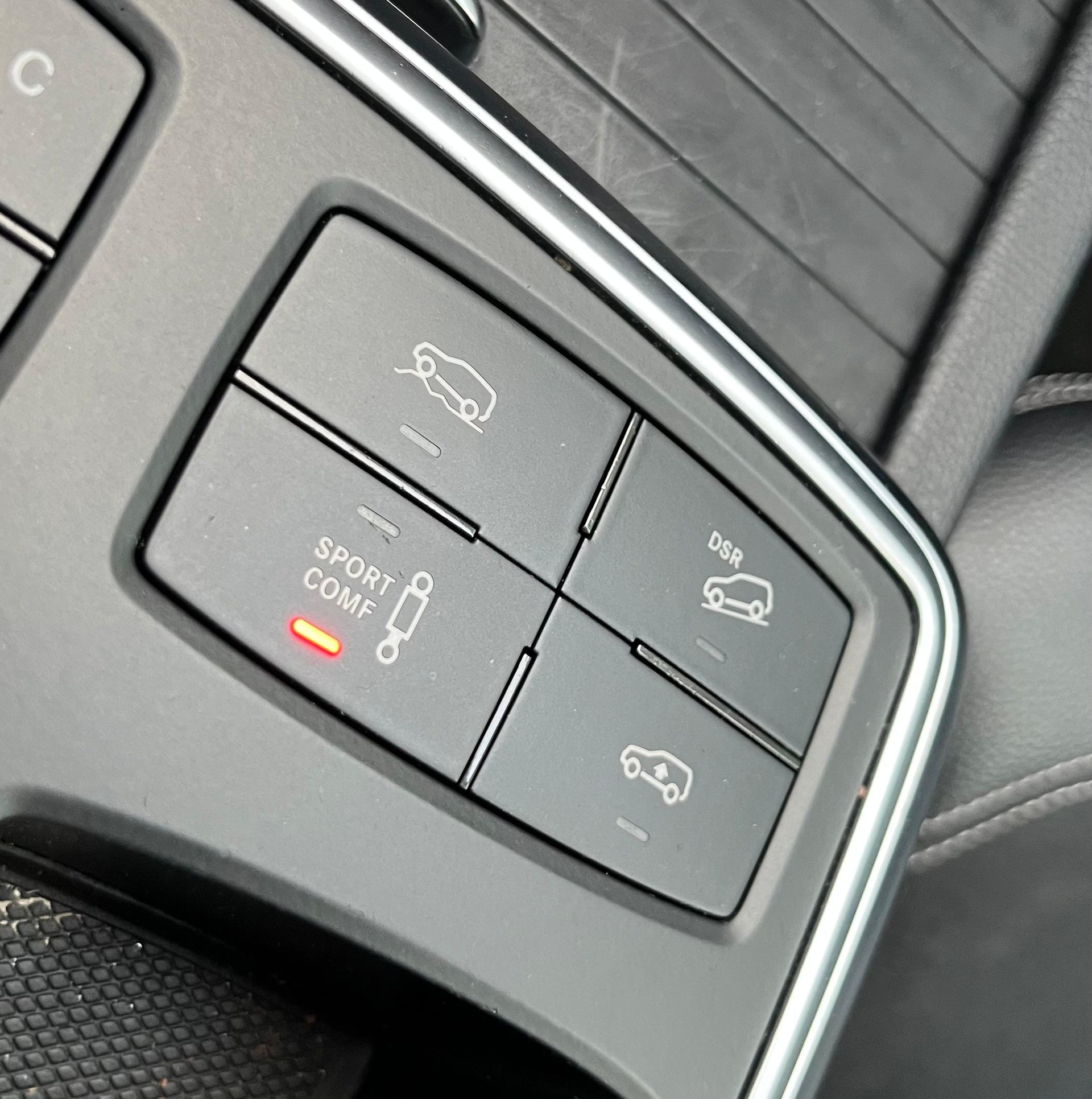 MERCEDES-BENZ ML 350 BlueTEC Executive 4Matic 7G-Tronic-image-21