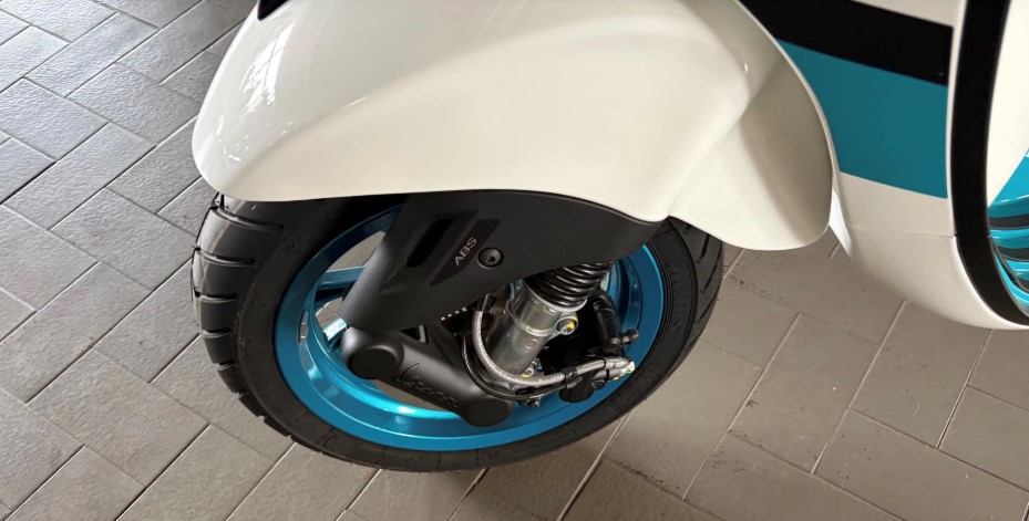 PIAGGIO Vespa 125 Primavera ABS Color vibe-image-2