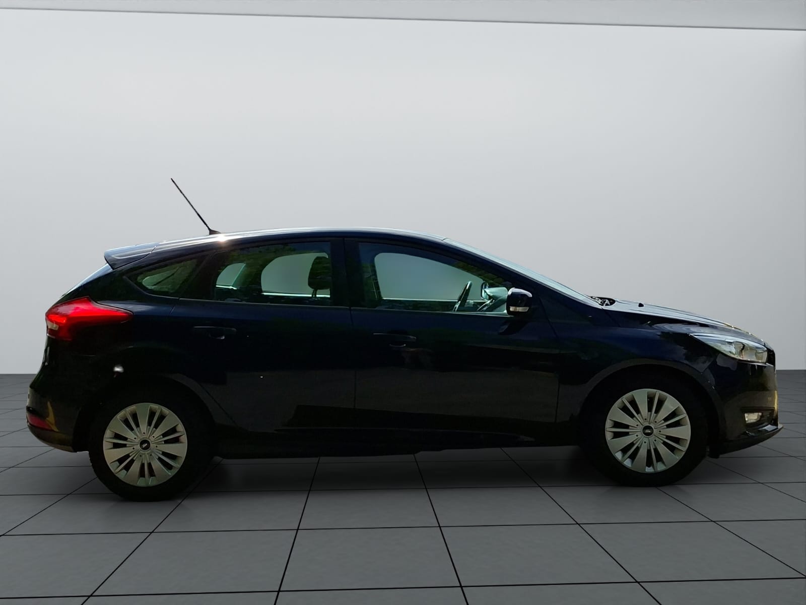 FORD Focus 1.0 SCTi Business-image-7