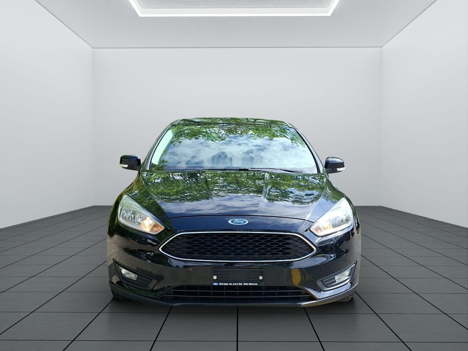 FORD Focus 1.0 SCTi Business-showroom-element-1