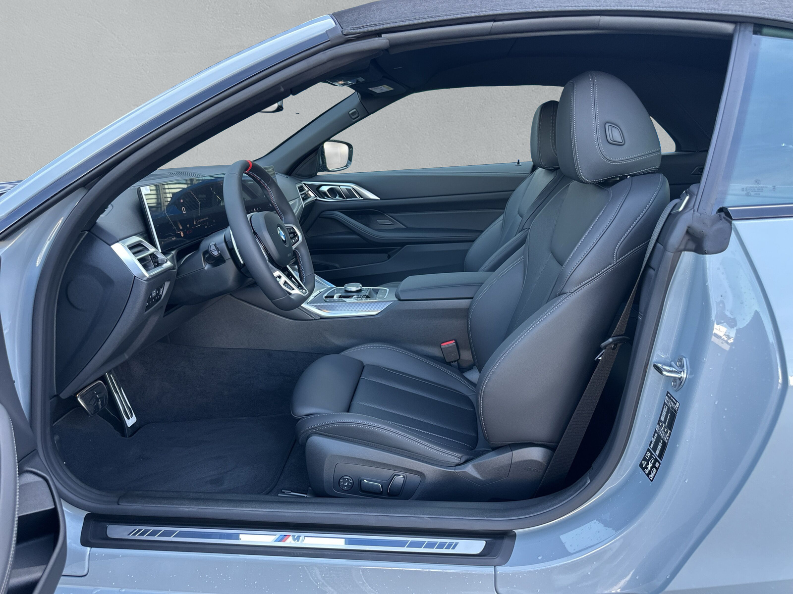 BMW M440i xDrive 48V Cabriolet Steptronic-image-11
