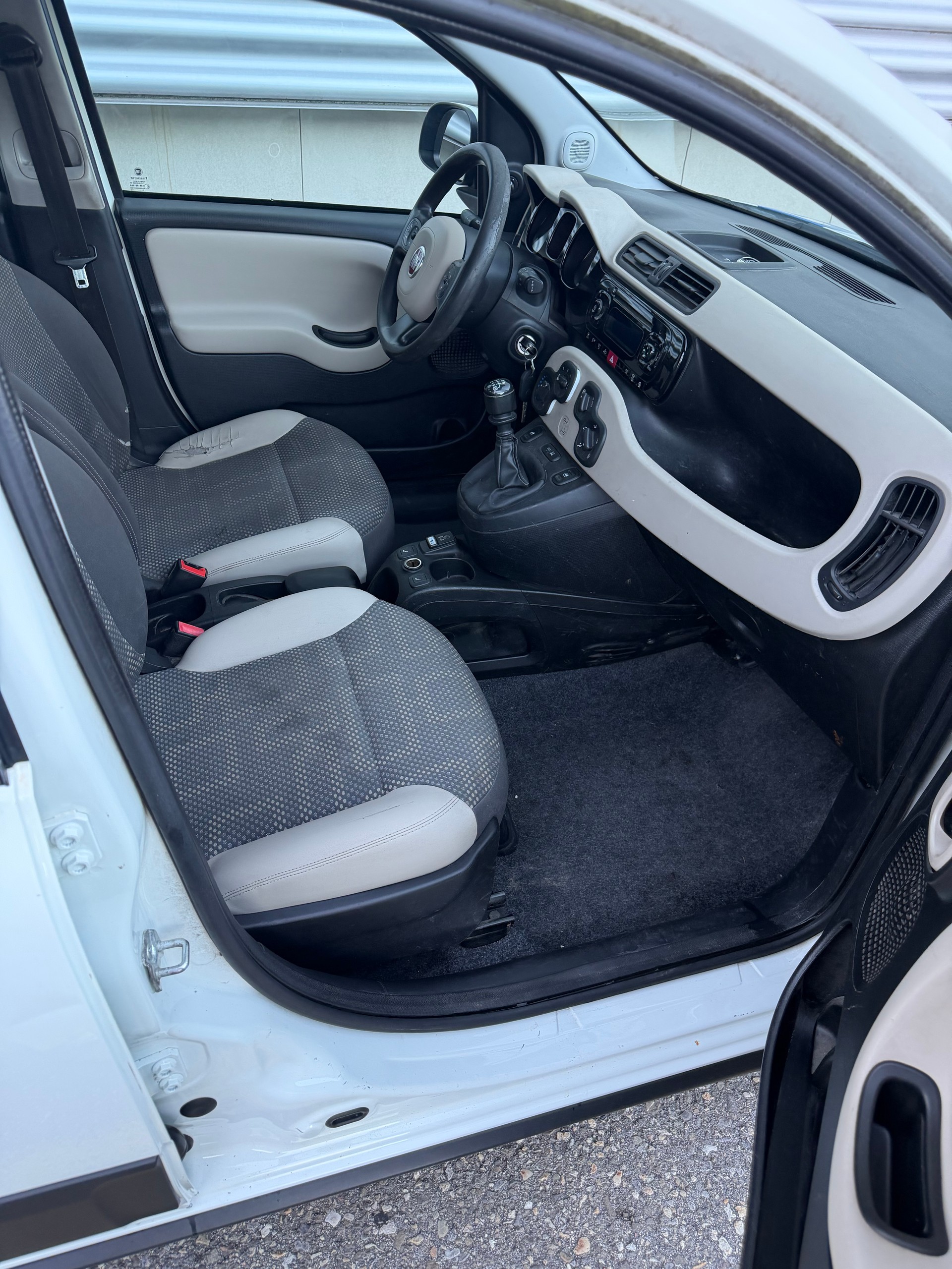 FIAT Panda 0.9 Twinair Turbo Antartica 4x4-image-13
