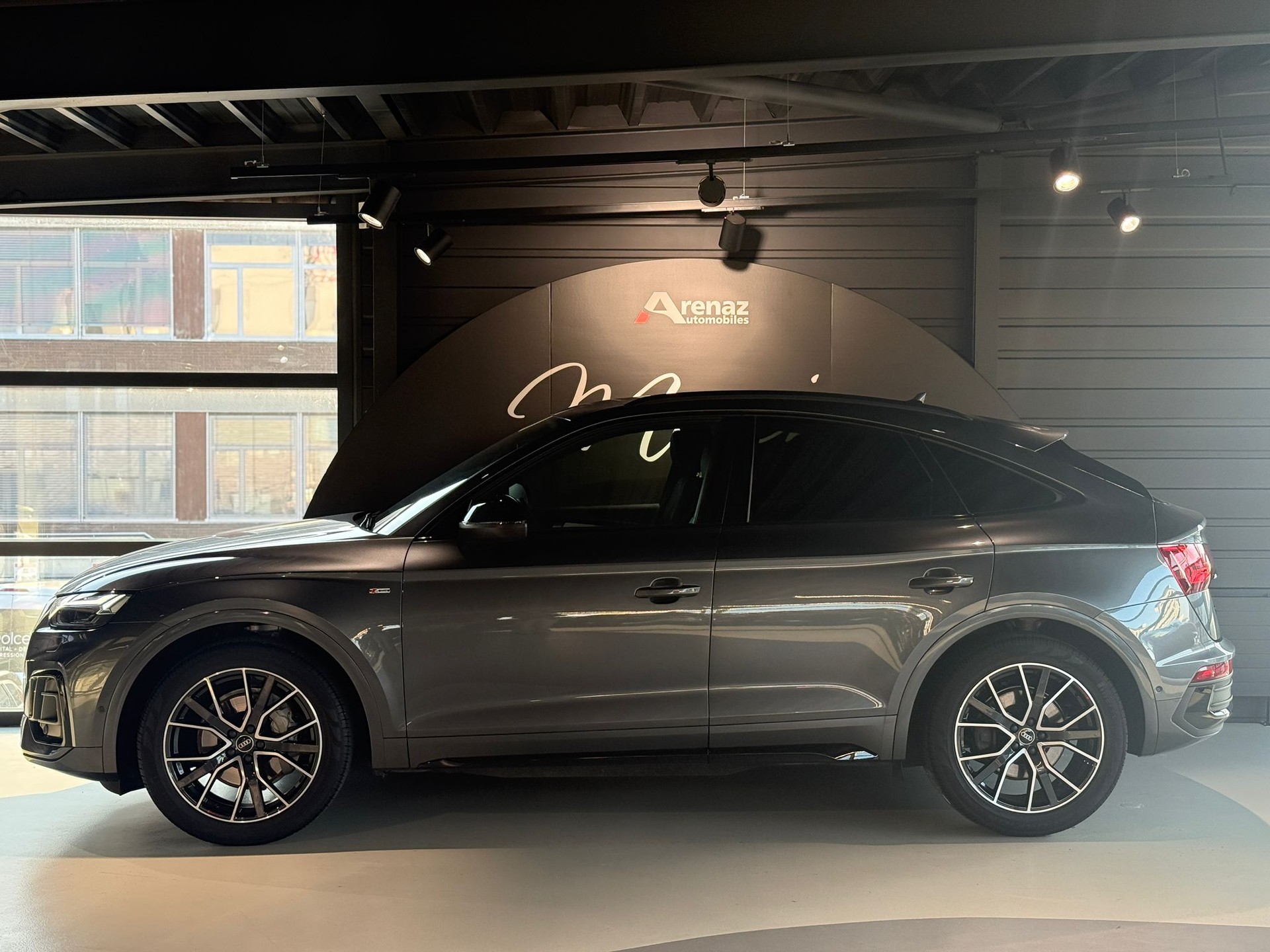 AUDI Q5 Sportback 40 TFSI S line quattro S-tronic-showroom-element-1