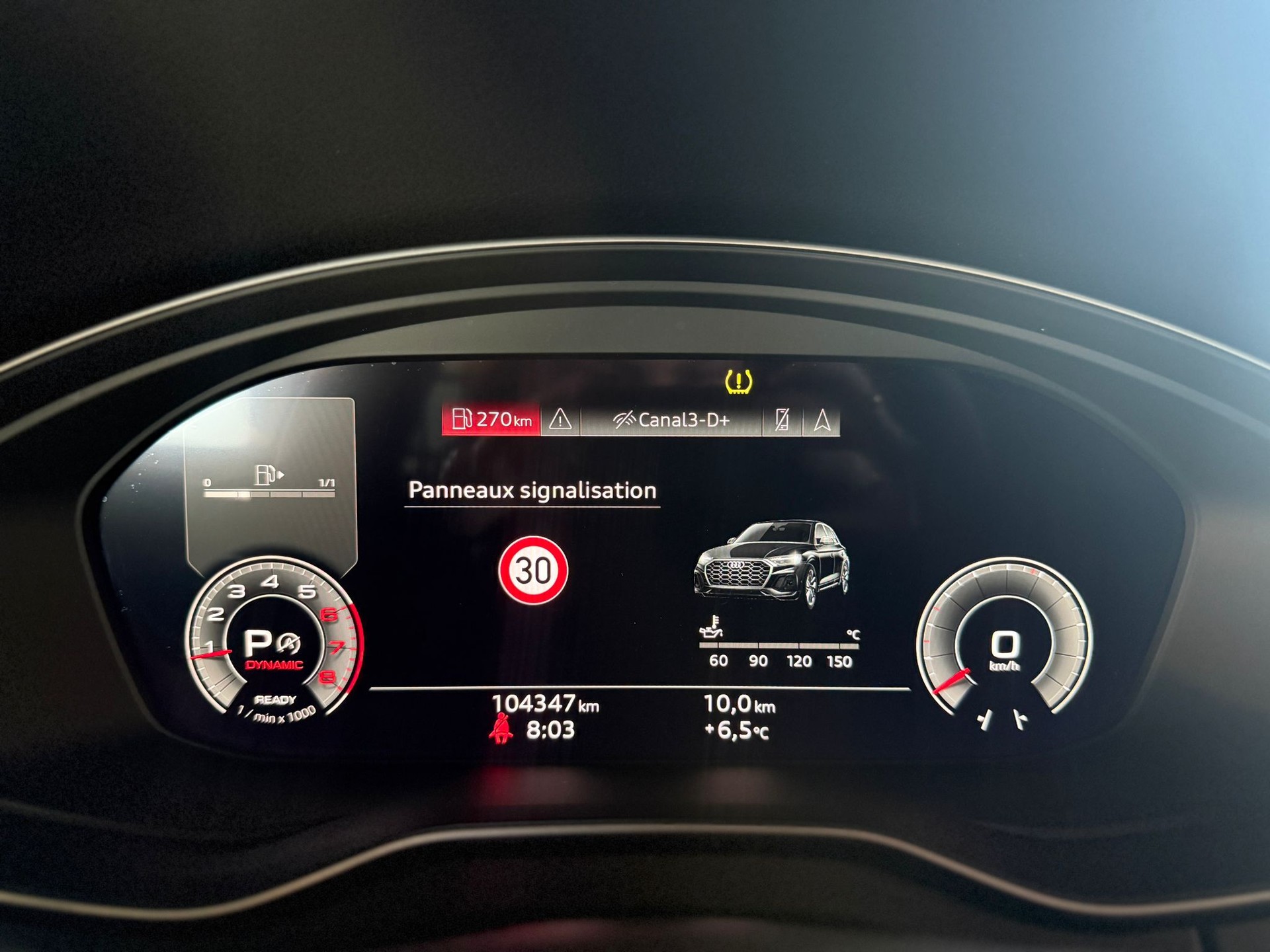 AUDI Q5 Sportback 40 TFSI S line quattro S-tronic-image-11