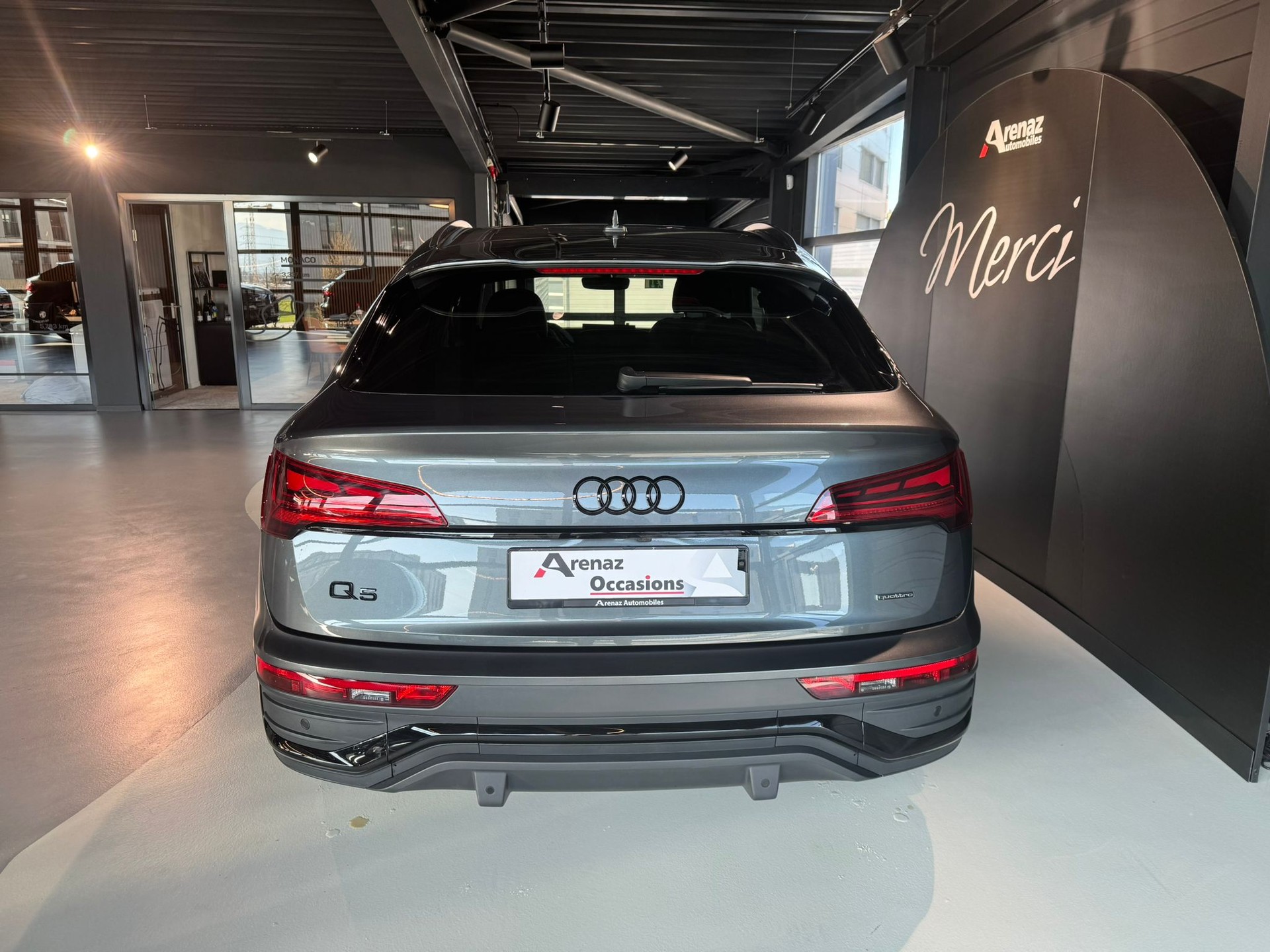 AUDI Q5 Sportback 40 TFSI S line quattro S-tronic-showroom-element-2