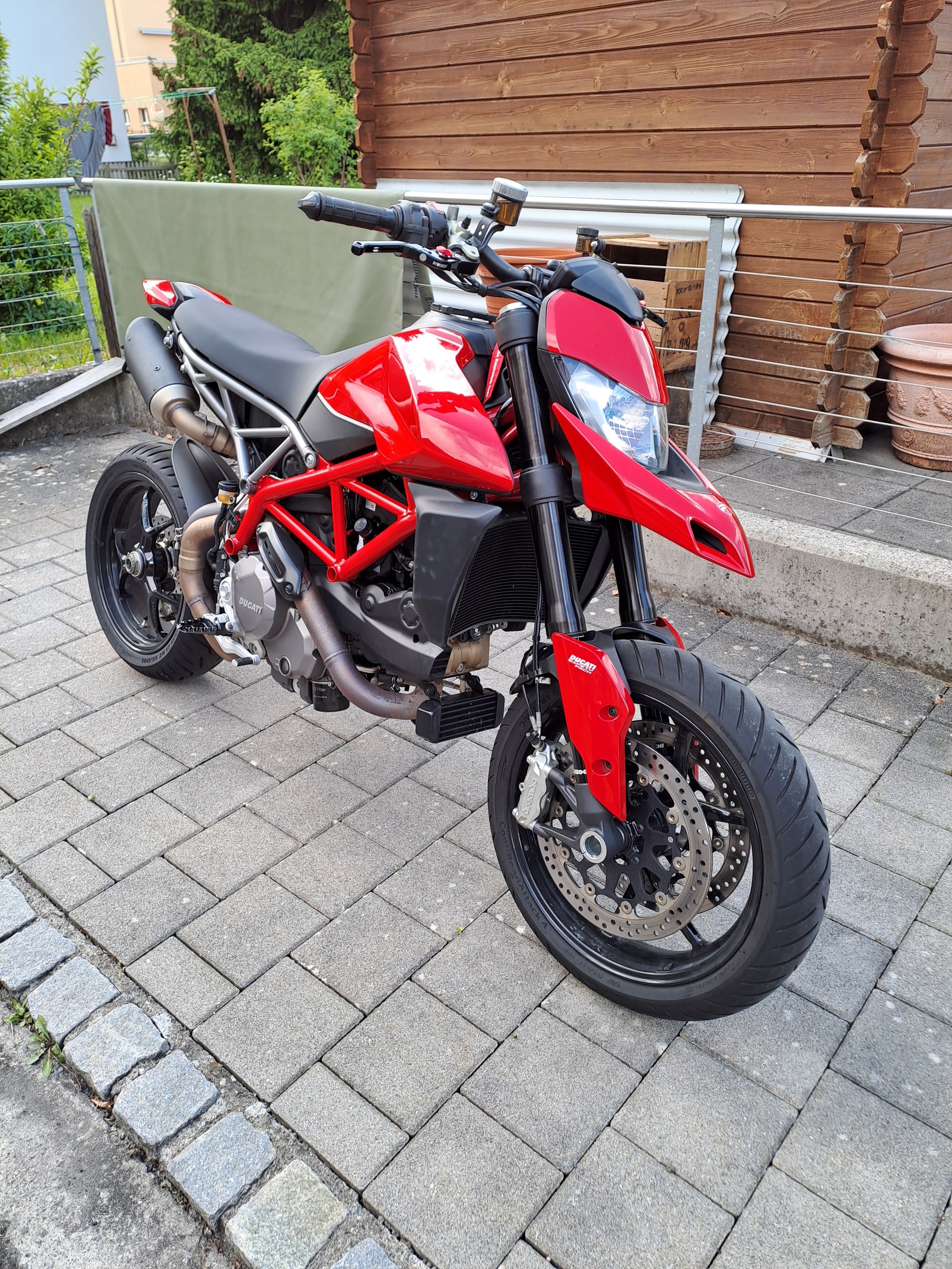 DUCATI Hypermotard 950-image-5