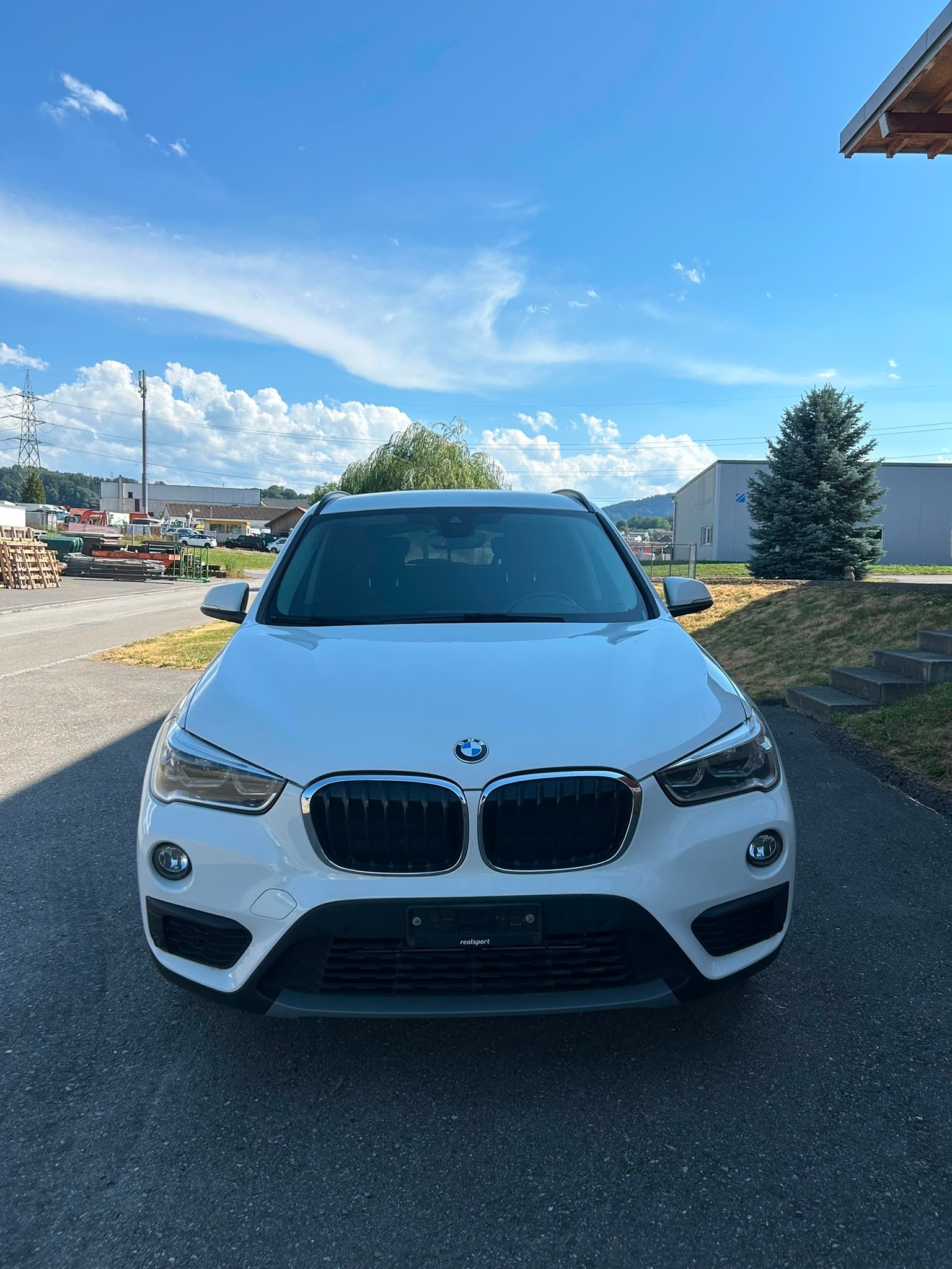 BMW 18d-image-1