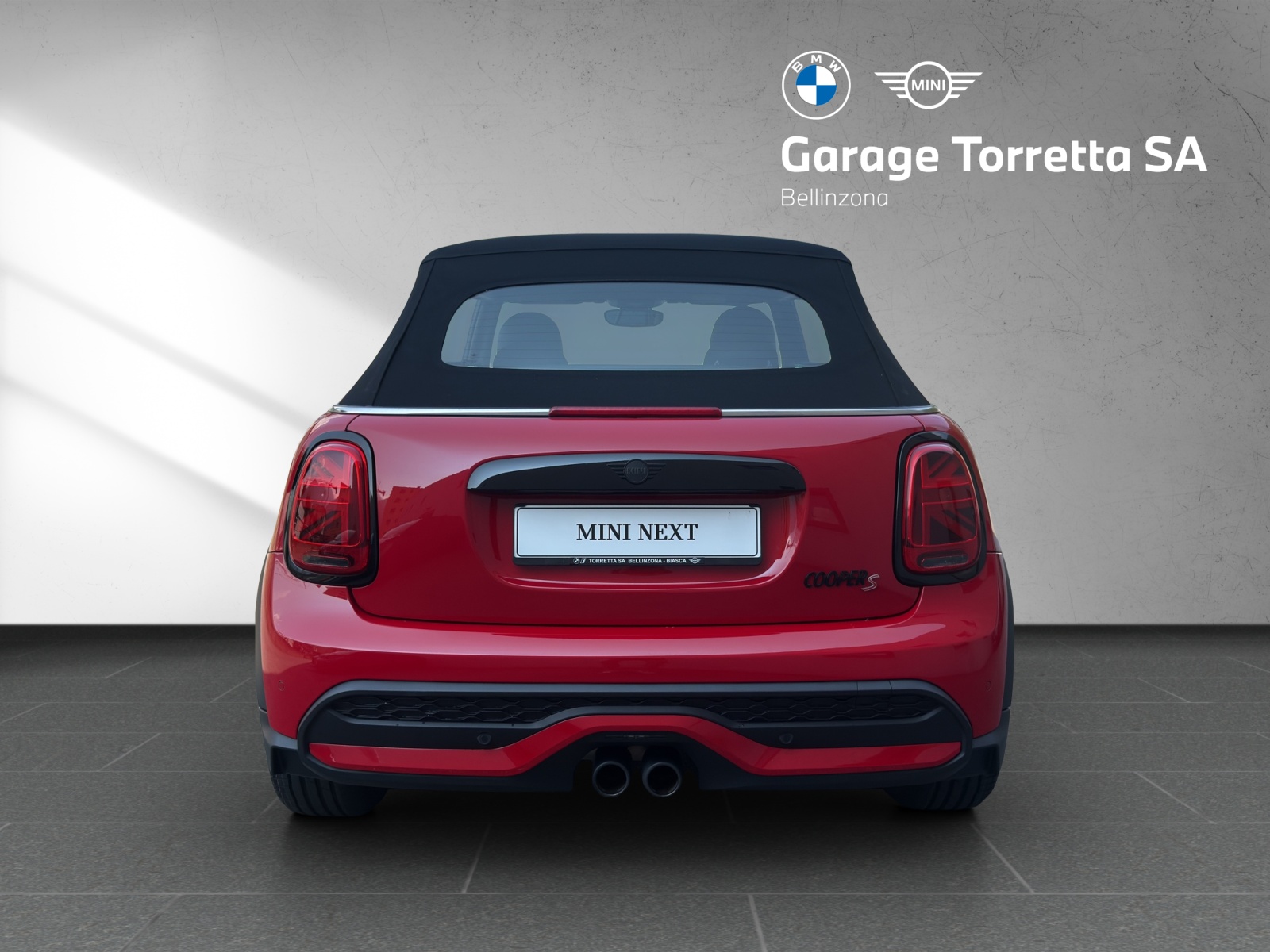 MINI Cooper S Cabriolet DKG-showroom-element-3