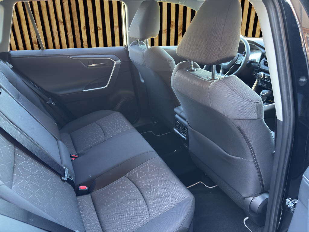 TOYOTA RAV-4 2.5 HEV Trend-image-5