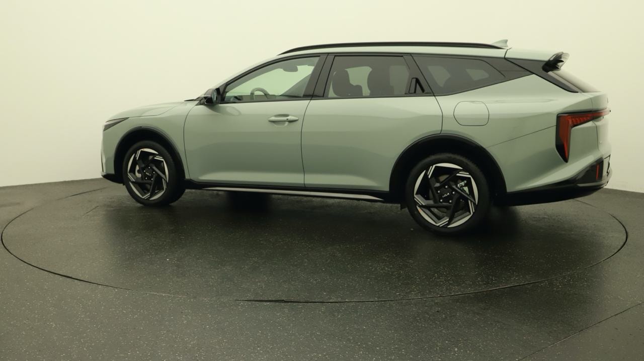KIA K4 SW 1.6T-GDi GT-Line 7DCT-showroom-element-2