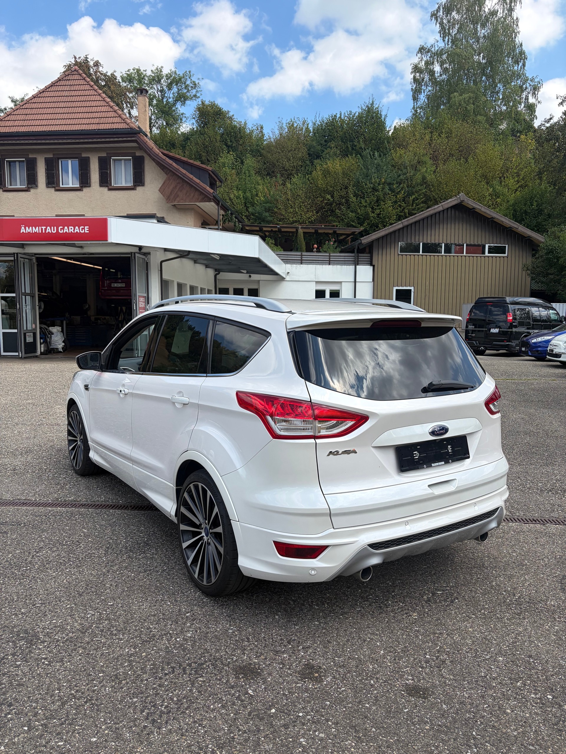 FORD Kuga 2.0 TDCi Carving 4WD PowerShift-showroom-element-2