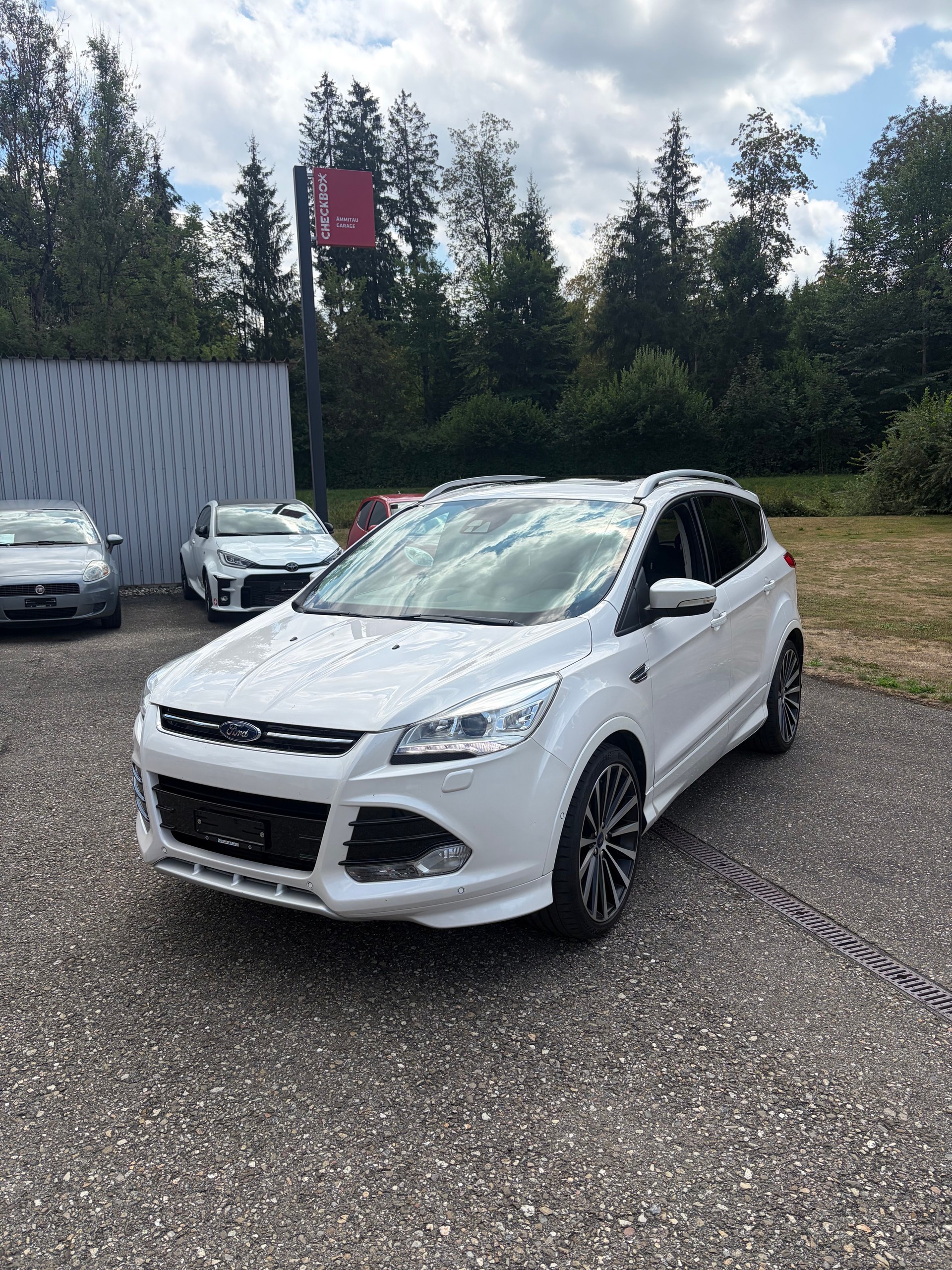 FORD Kuga 2.0 TDCi Carving 4WD PowerShift-showroom-element-1