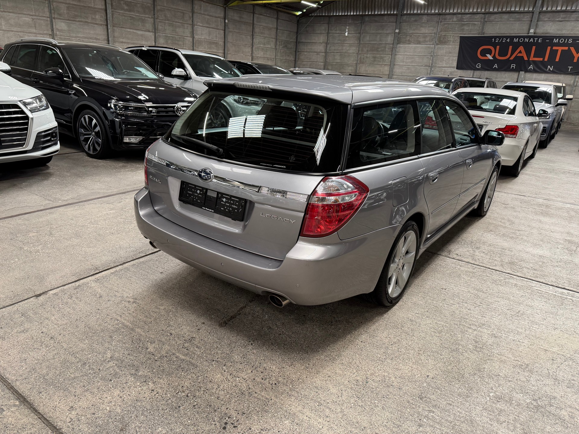 SUBARU Legacy 2.0R AWD Swiss-showroom-element-3