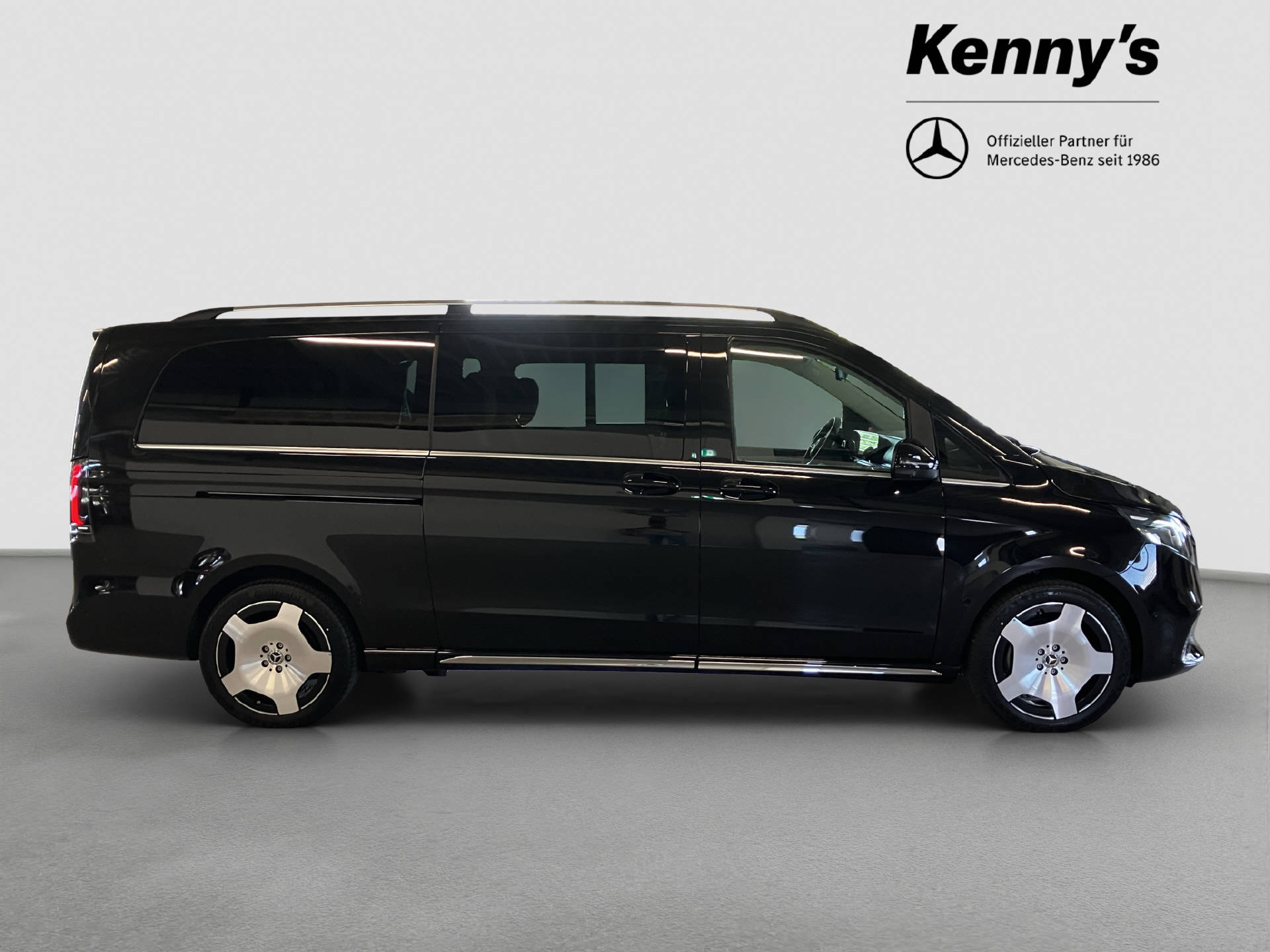 MERCEDES-BENZ V 300 d Exclusive extra lang Swiss Edit.-showroom-element-3