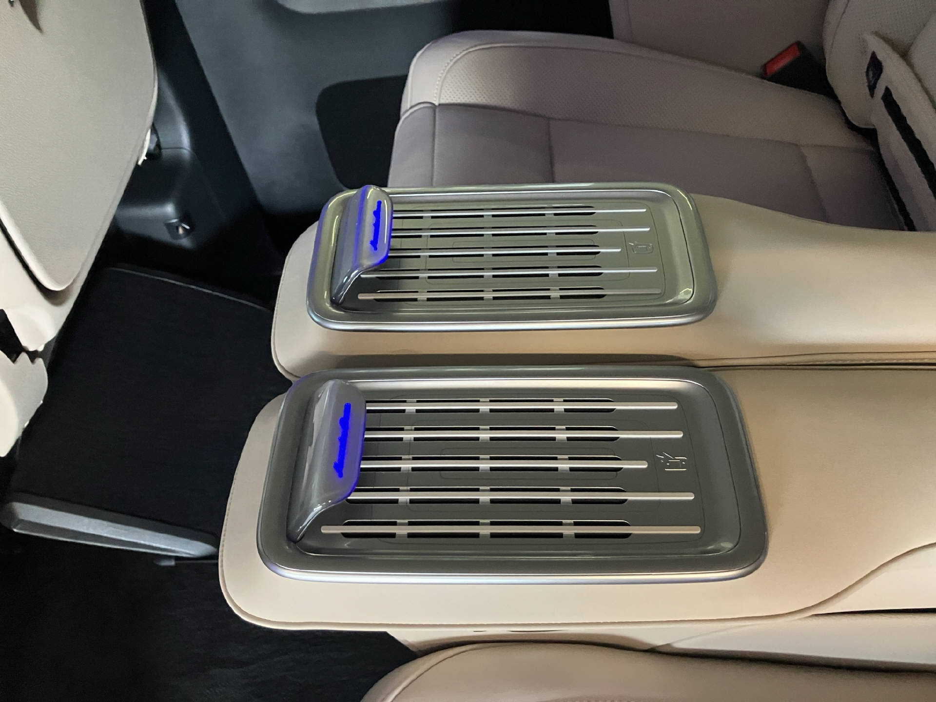 MERCEDES-BENZ V 300 d Exclusive extra lang Swiss Edit.-image-15