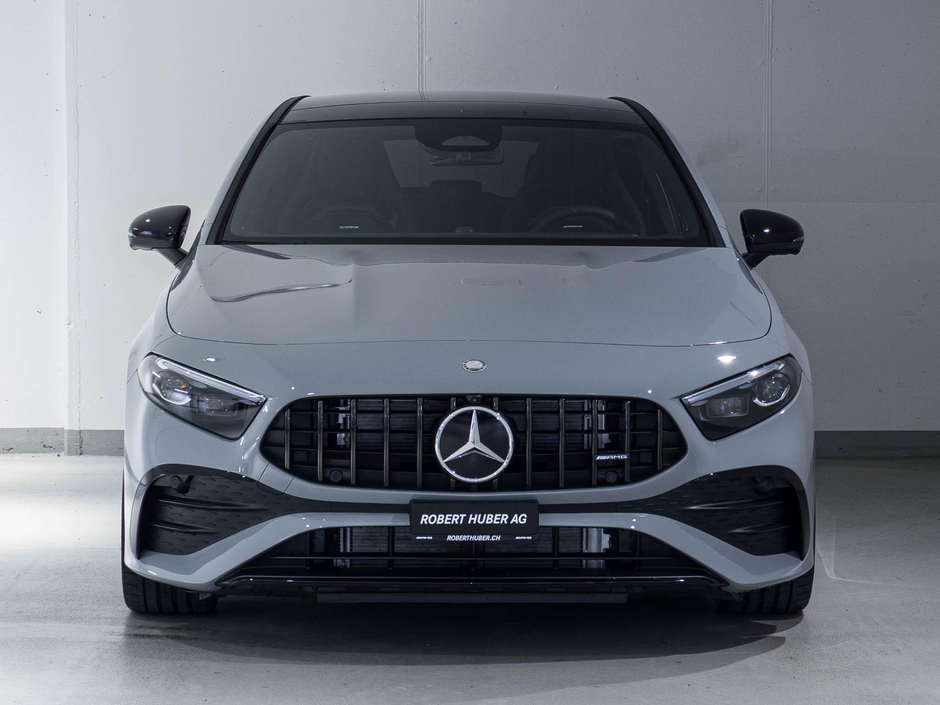 MERCEDES-BENZ A 35 AMG 4MATIC-image-2
