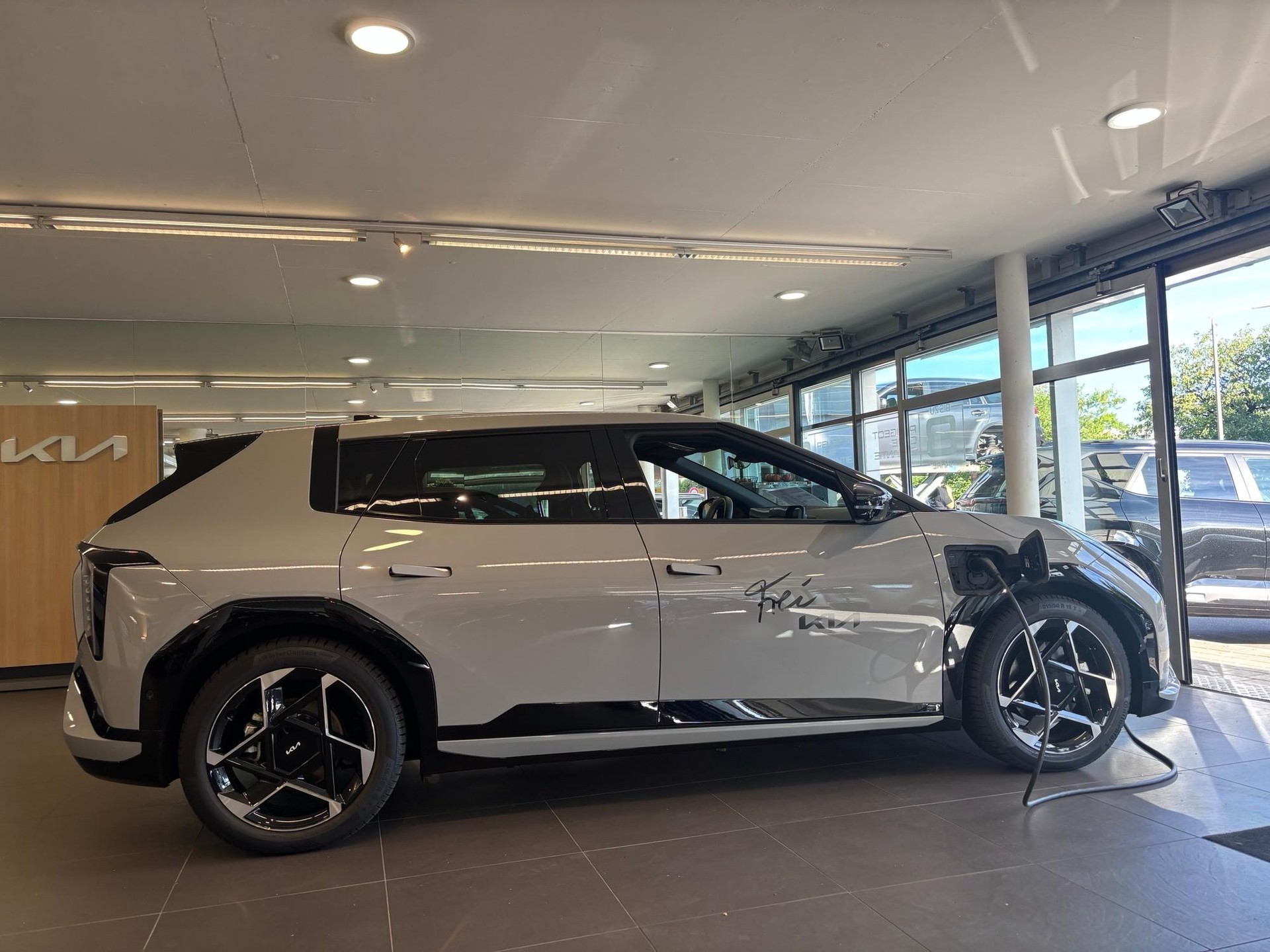 KIA EV4 81 kWh GT-Line-showroom-element-1