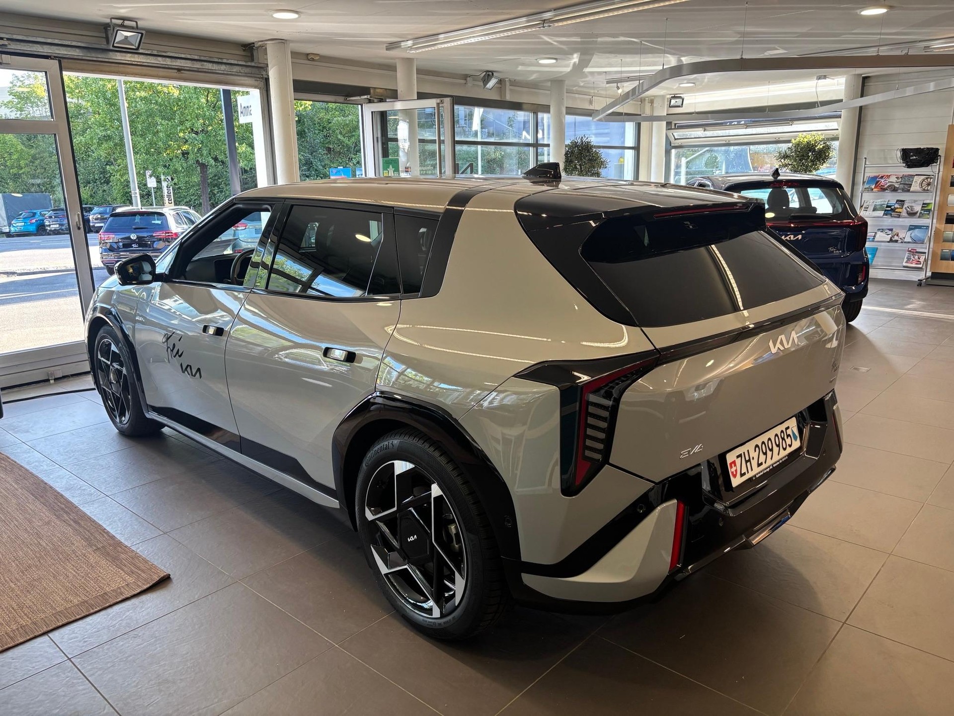 KIA EV4 81 kWh GT-Line-image-4