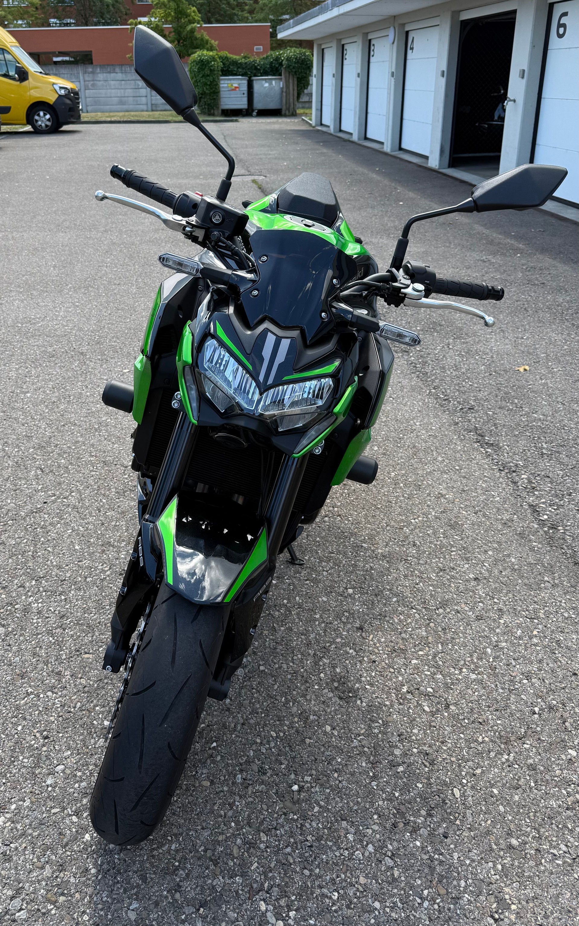 KAWASAKI Z 900 (35kW)-image-2