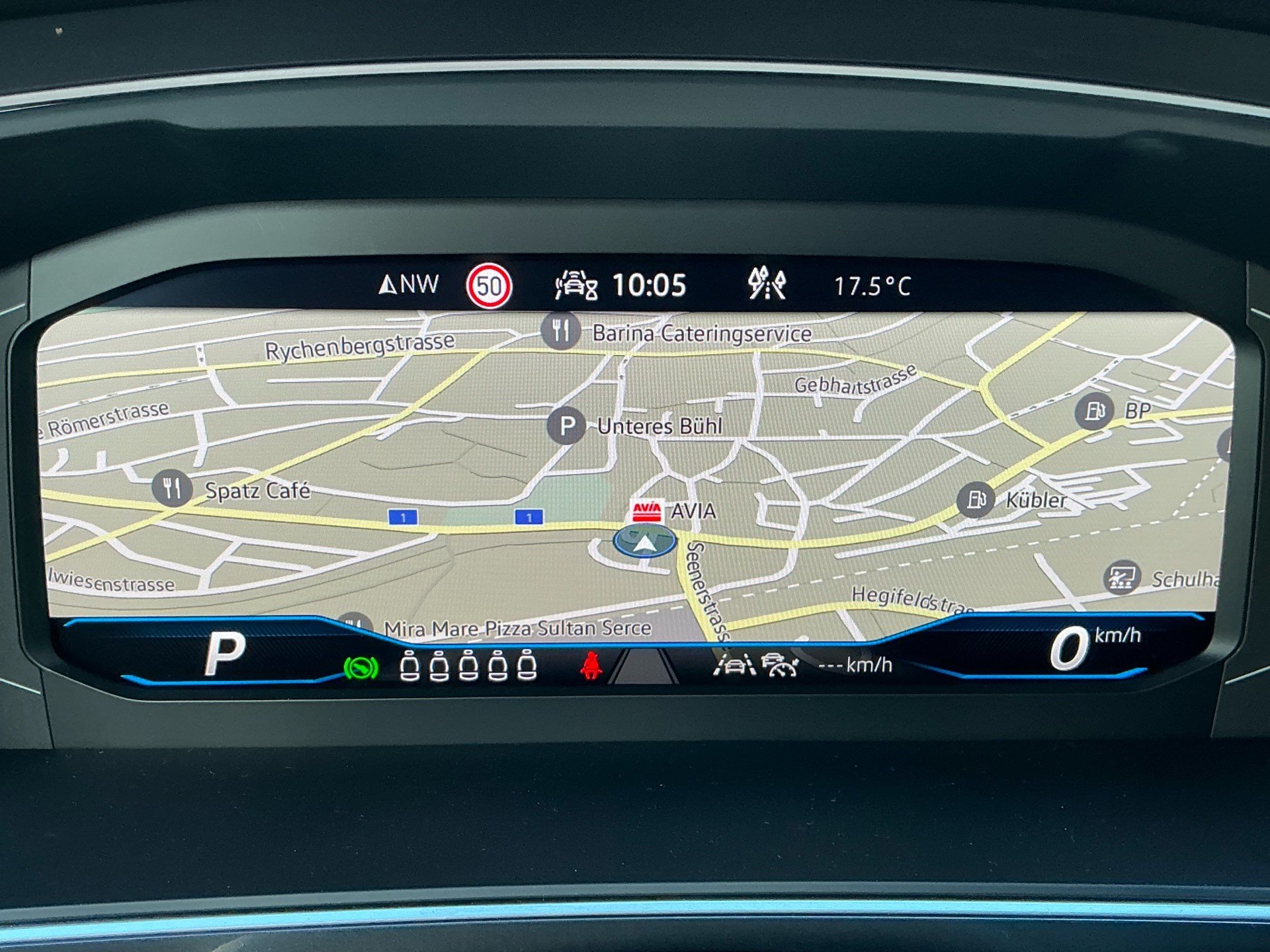 VW Tiguan Allspace R-Line 4Motion *** PANORAMADACH & ANHÄNGERKUPPLUNG ***-image-12