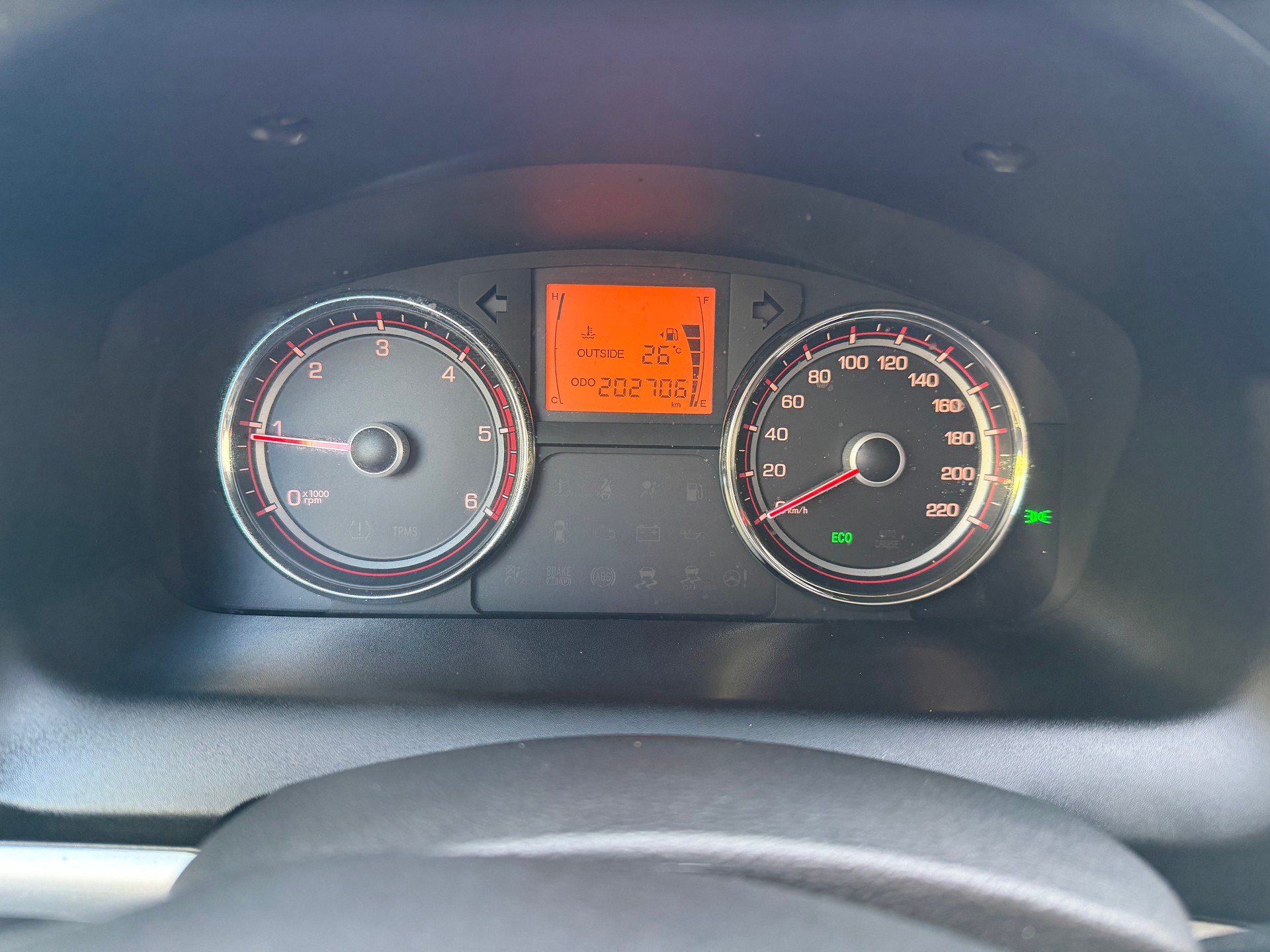 KGM-SsangYong Korando 2.0 e-XDI Swiss Limited Edition 4WD-image-6
