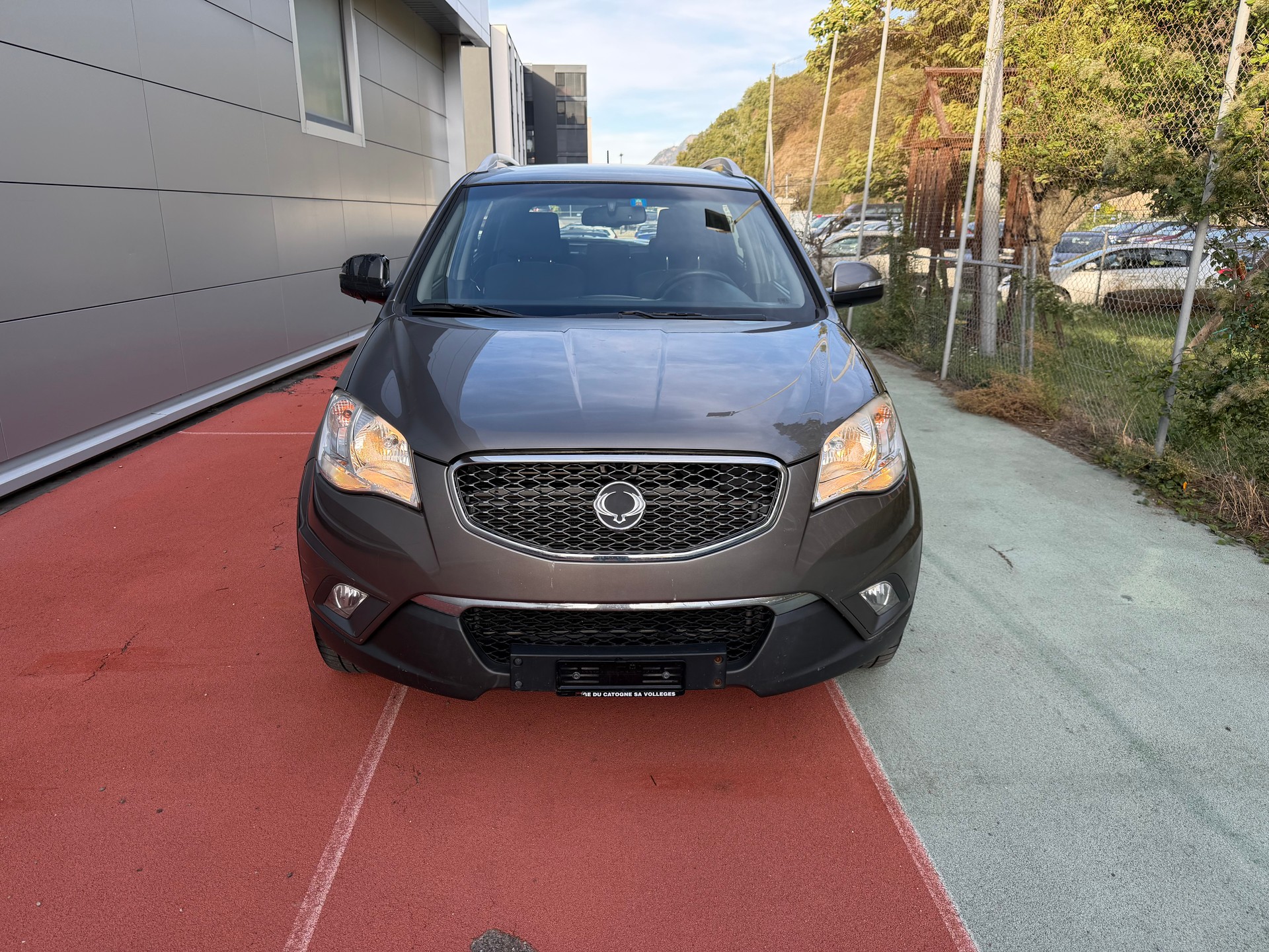 KGM-SsangYong Korando 2.0 e-XDI Swiss Limited Edition 4WD-image-2