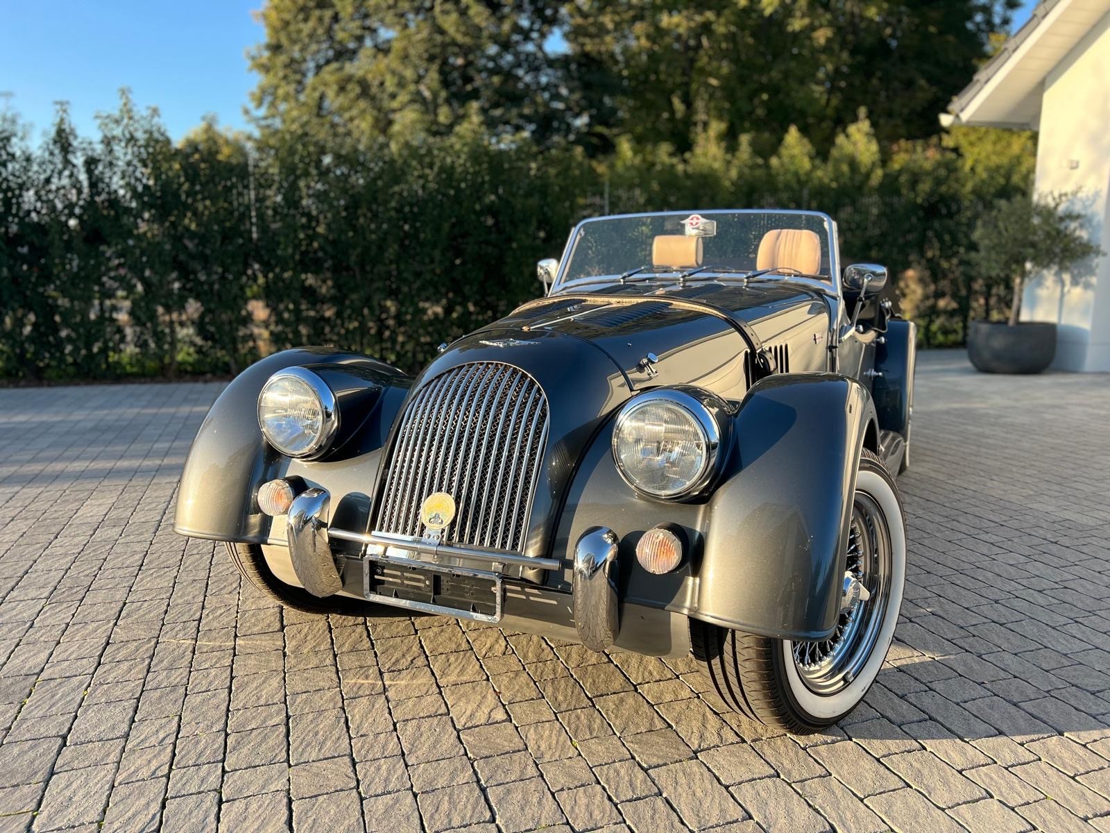 MORGAN 4-Seater