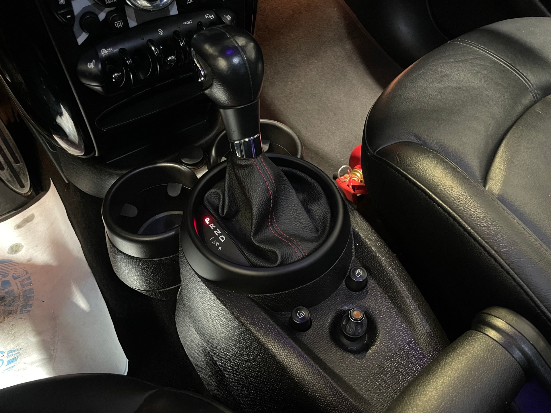 MINI Countryman John Cooper Works ALL4 Snowhill Steptr. (41)-image-13