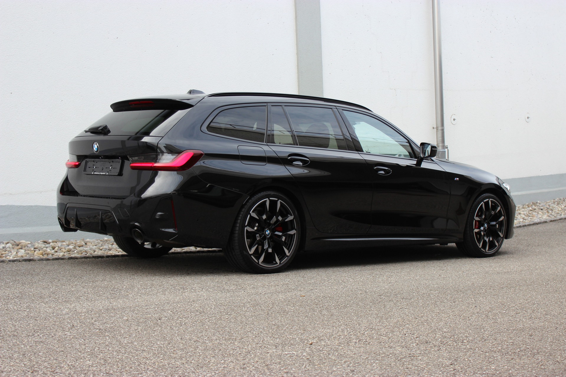 BMW 320d xDrive 48V Touring M Sport Pro 🎉1.88%-LEASINGAKTION🎉-showroom-element-2