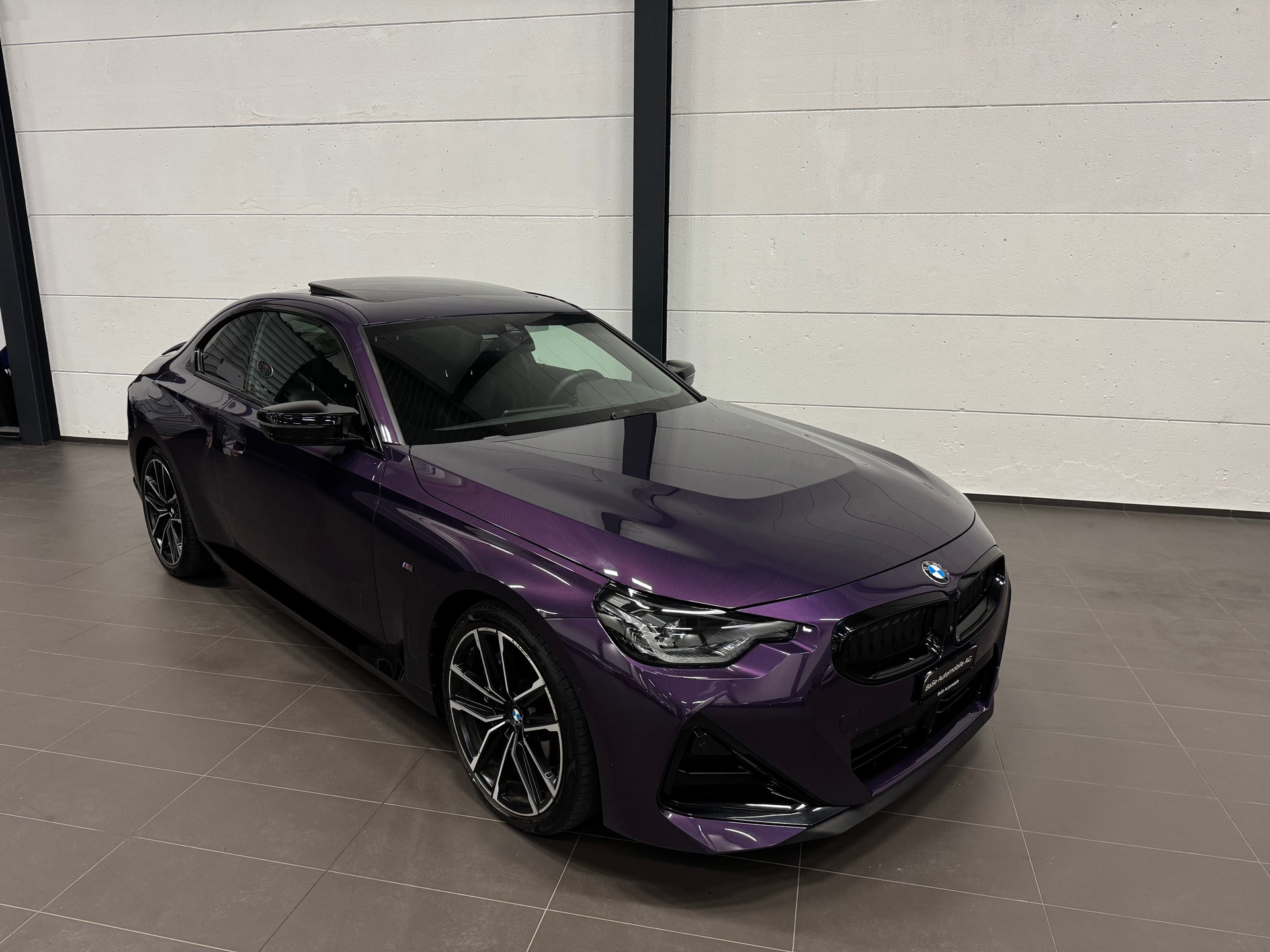 BMW M240i xDrive Steptronic-showroom-element-1