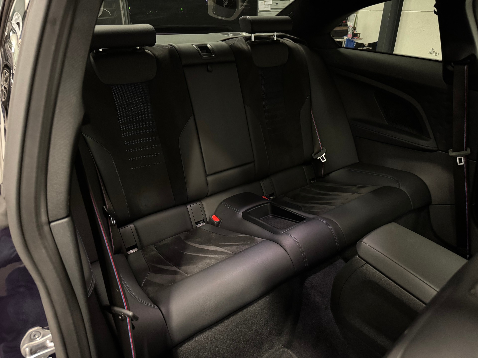 BMW M240i xDrive Steptronic-image-22