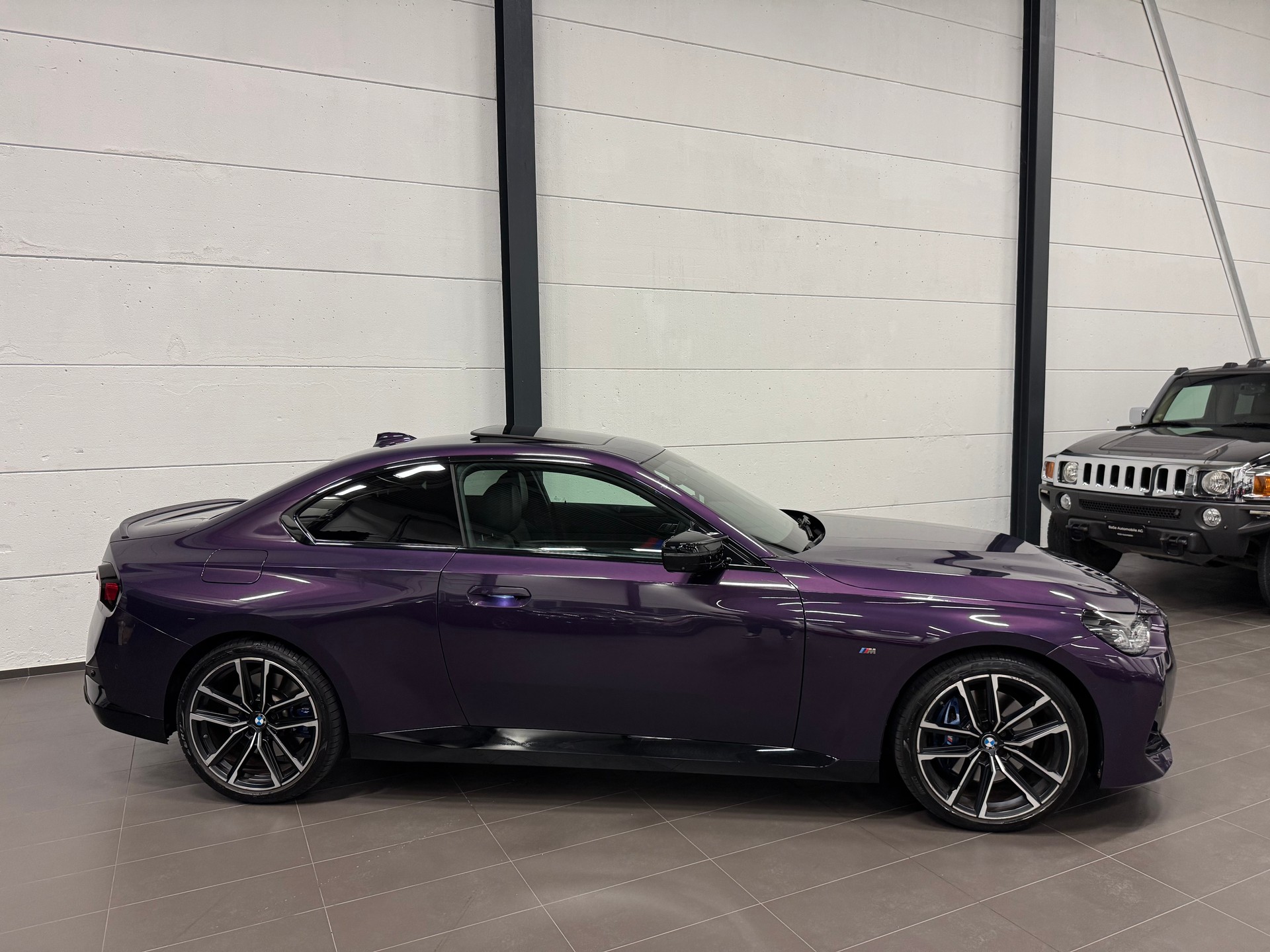 BMW M240i xDrive Steptronic-showroom-element-3