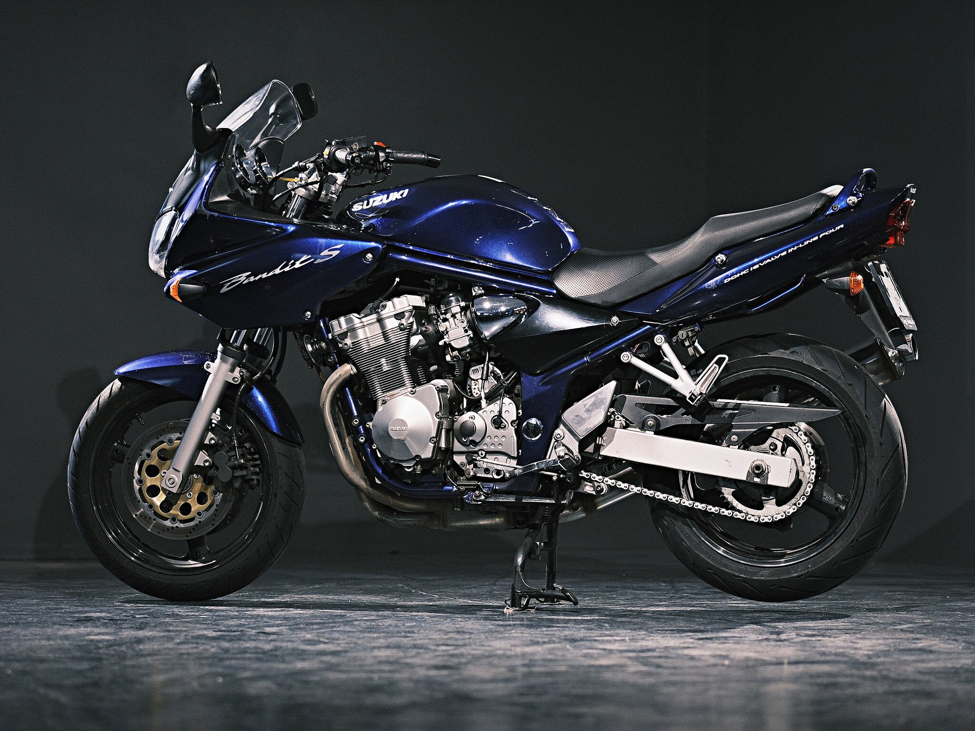SUZUKI GSF 600 S Bandit U (25kW)-image-4