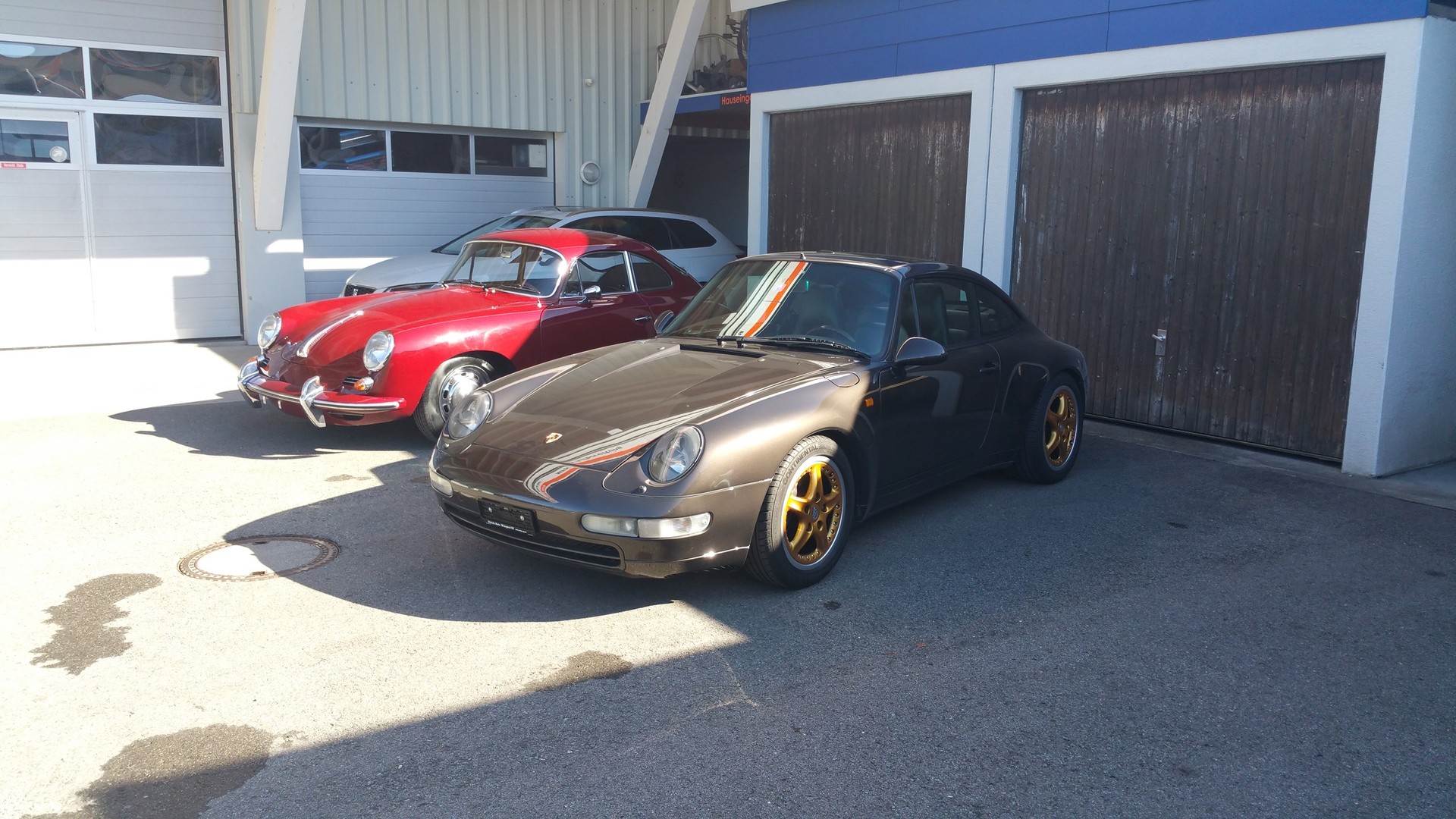 PORSCHE 911 Targa-image-15