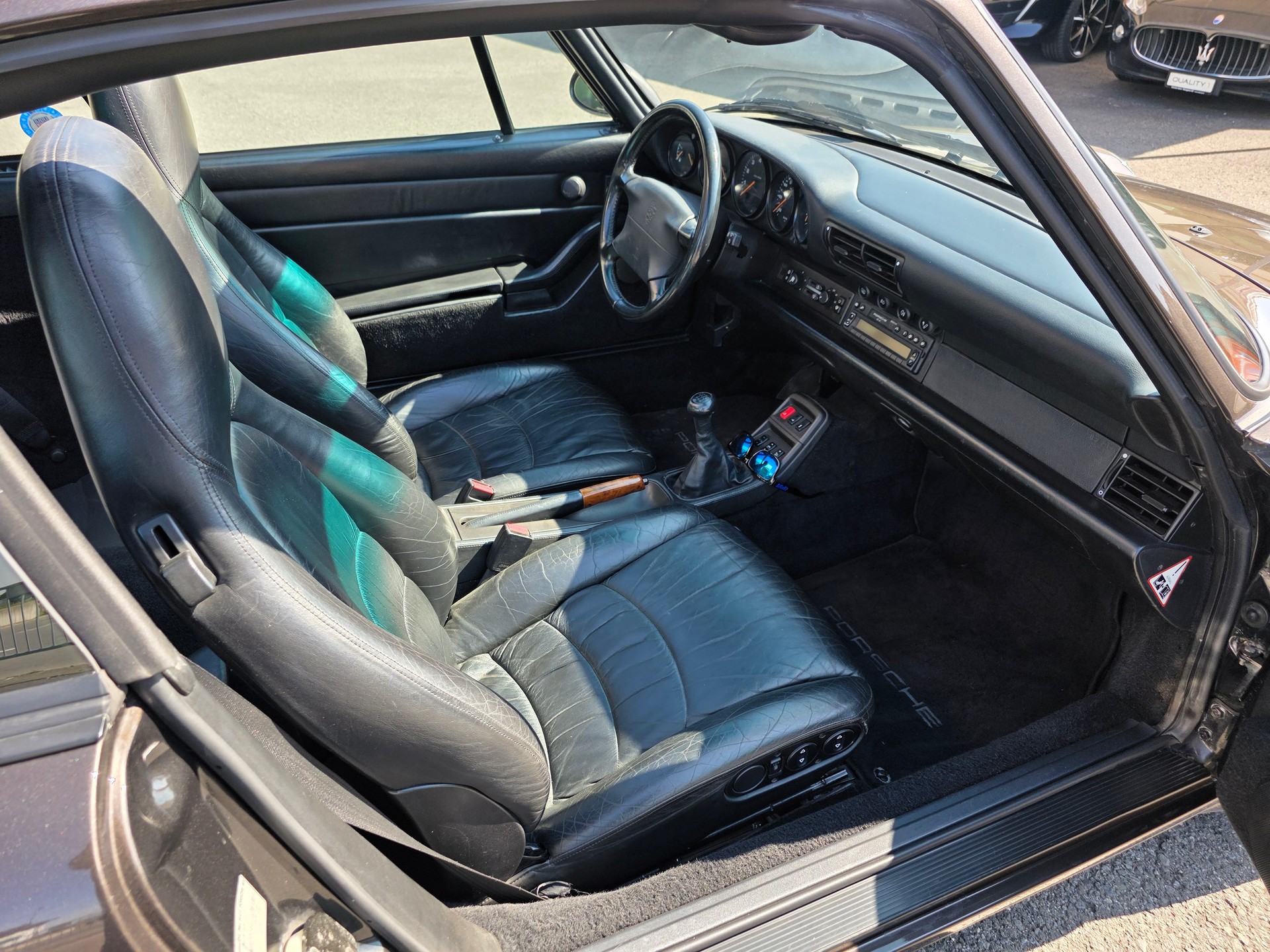 PORSCHE 911 Targa-image-29