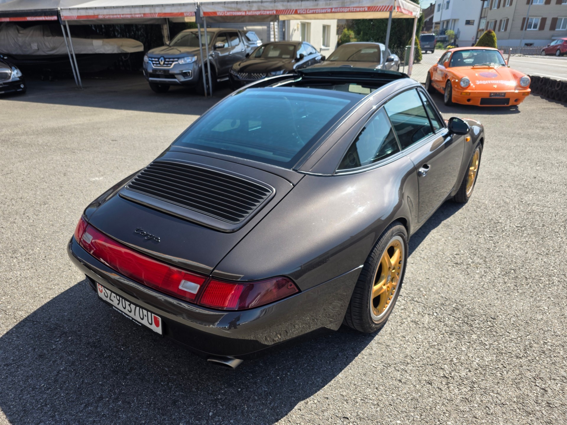 PORSCHE 911 Targa-image-19