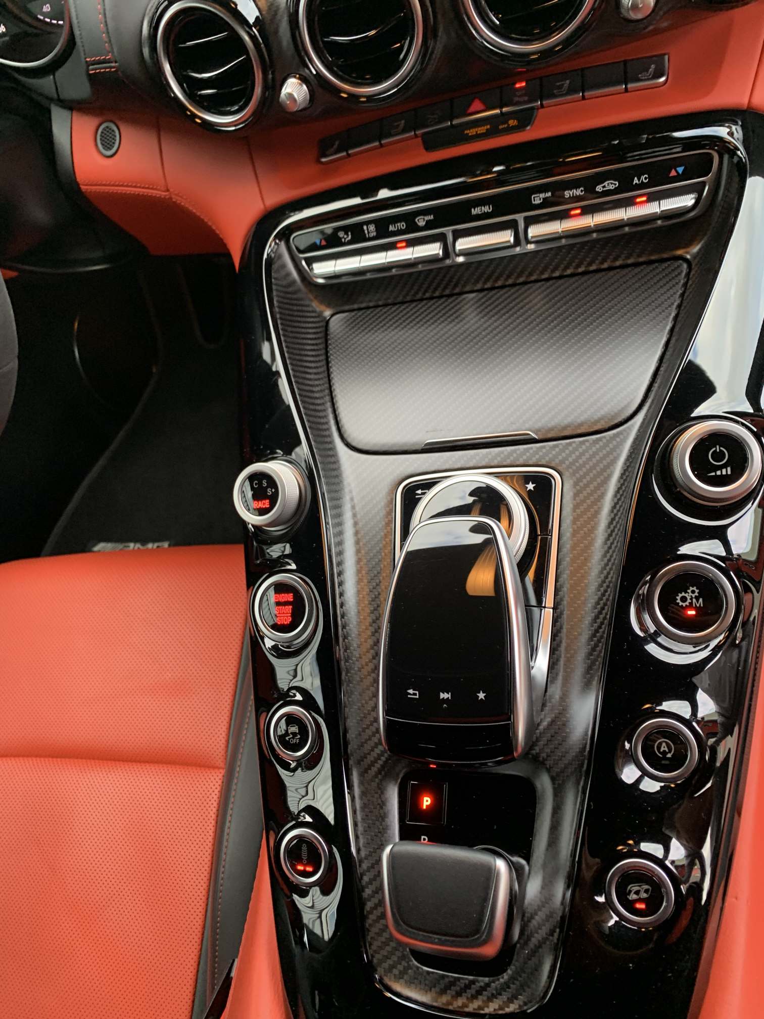 MERCEDES-BENZ AMG GT C Roadster-image-15