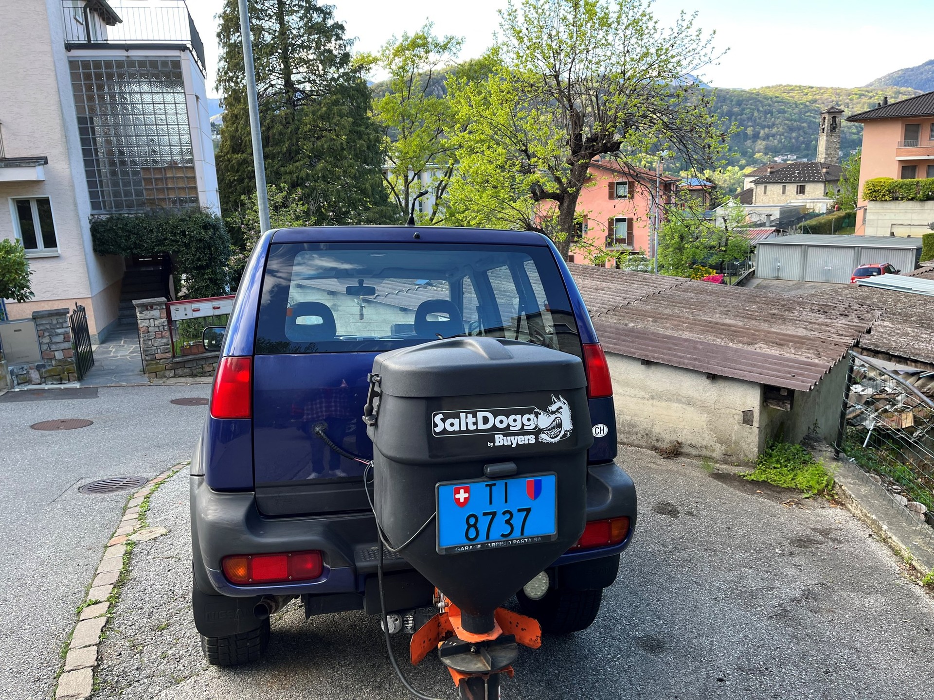 NISSAN Terrano 2.4-image-3
