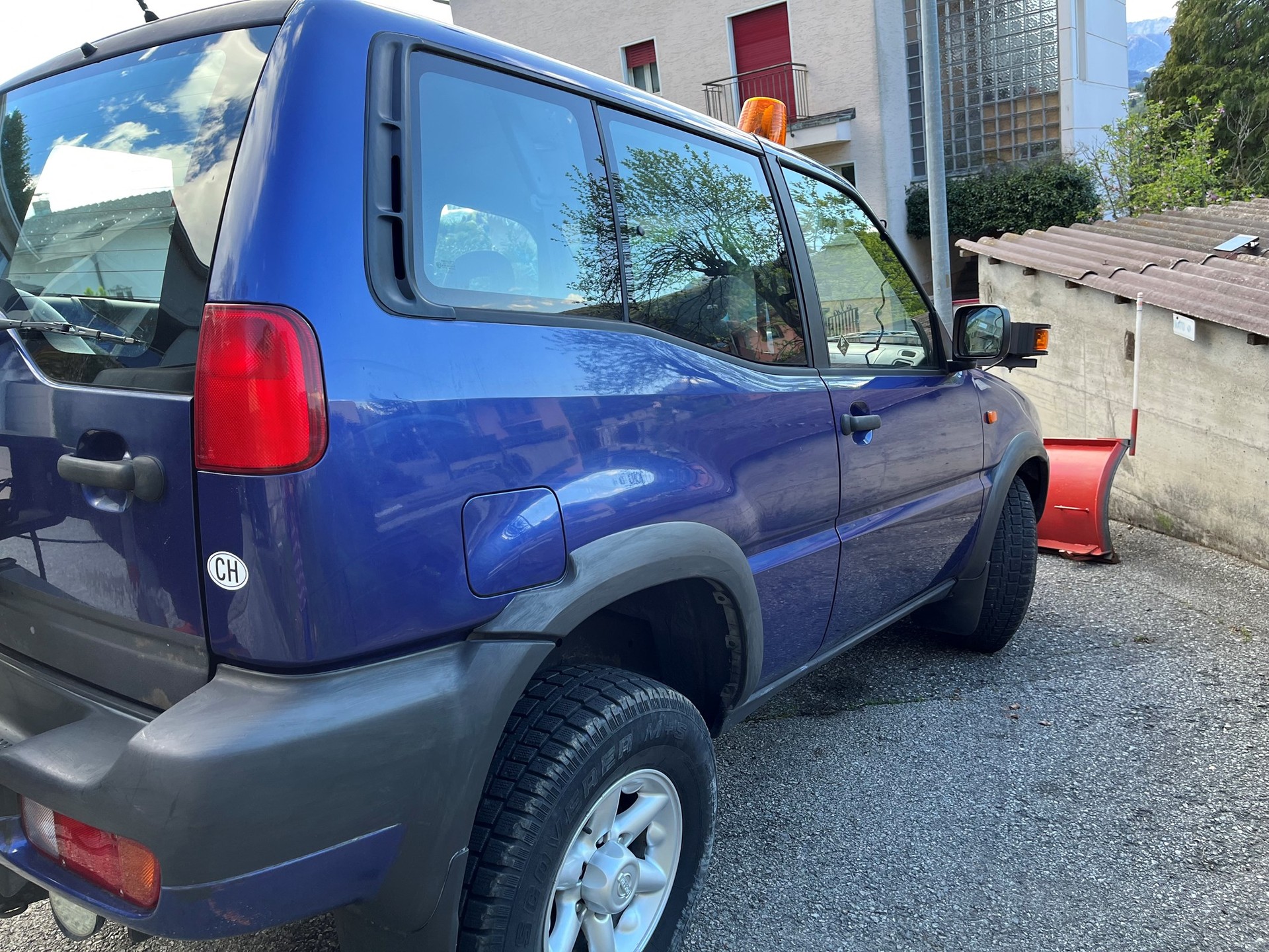 NISSAN Terrano 2.4-image-4