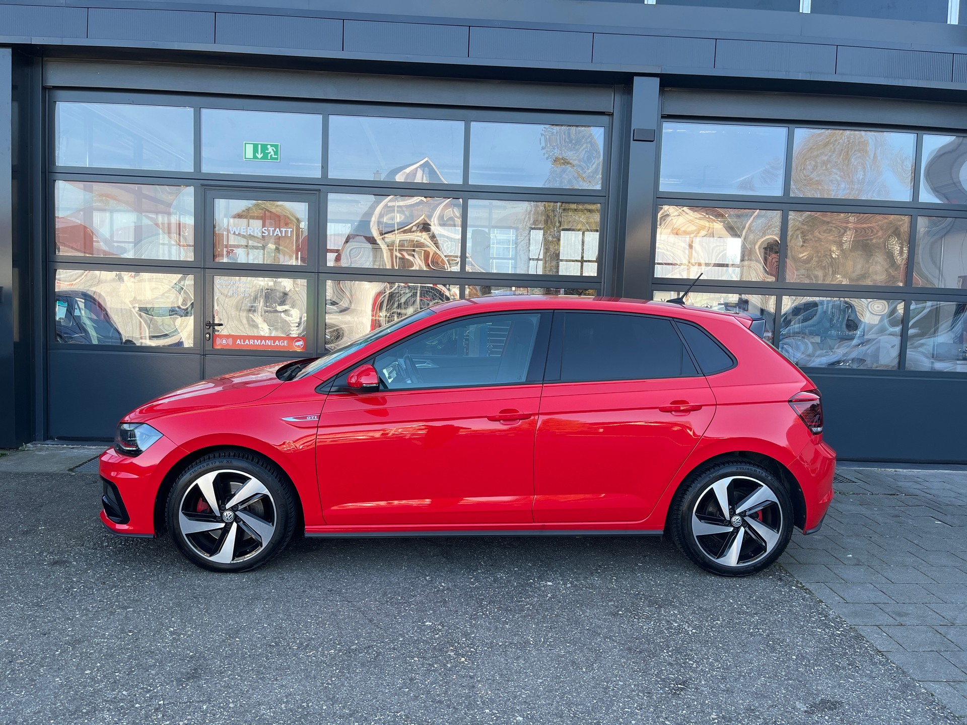 VW Polo 2.0 TSI GTI DSG-showroom-element-2