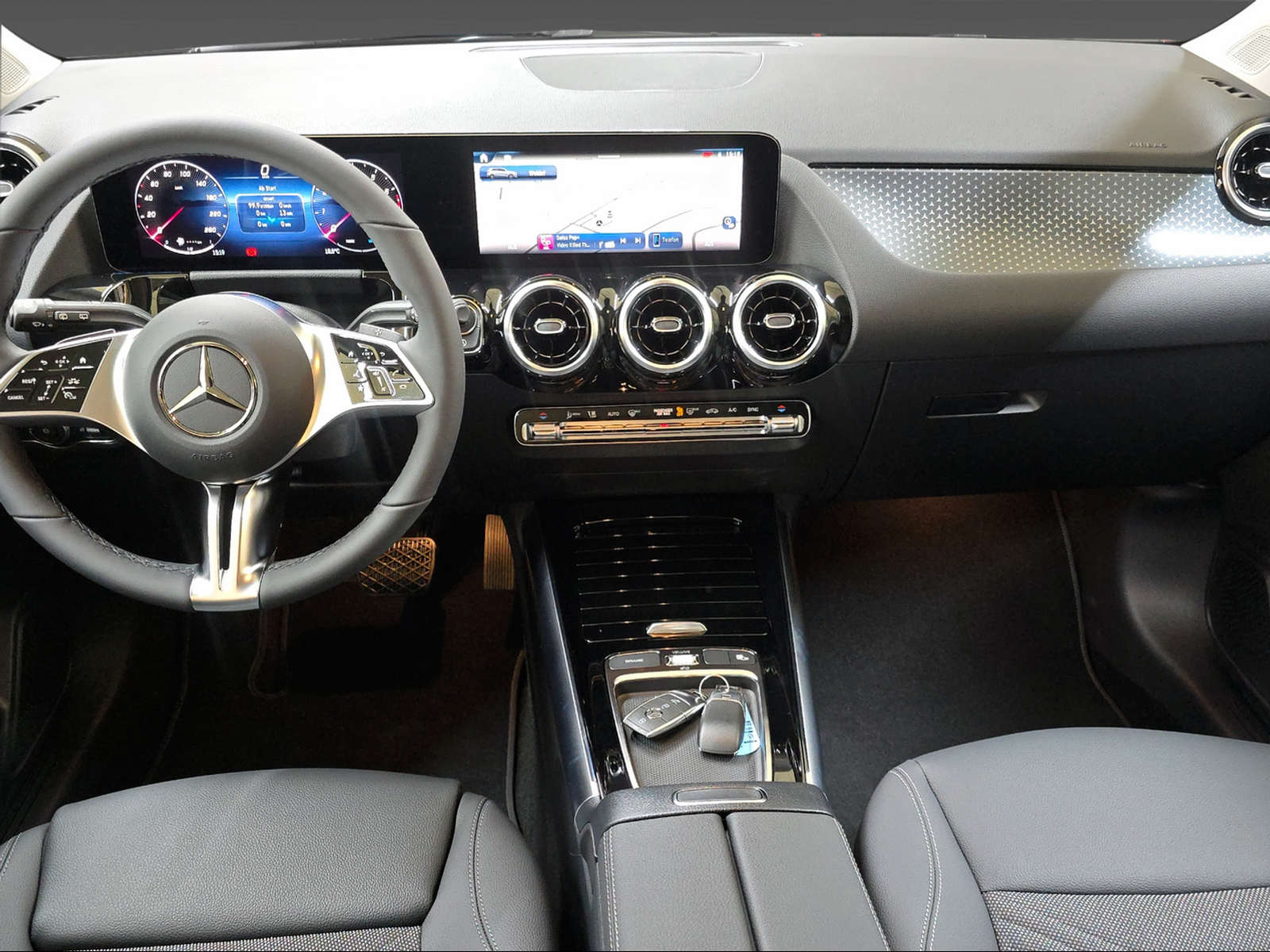 MERCEDES-BENZ B 220 4Matic-image-9