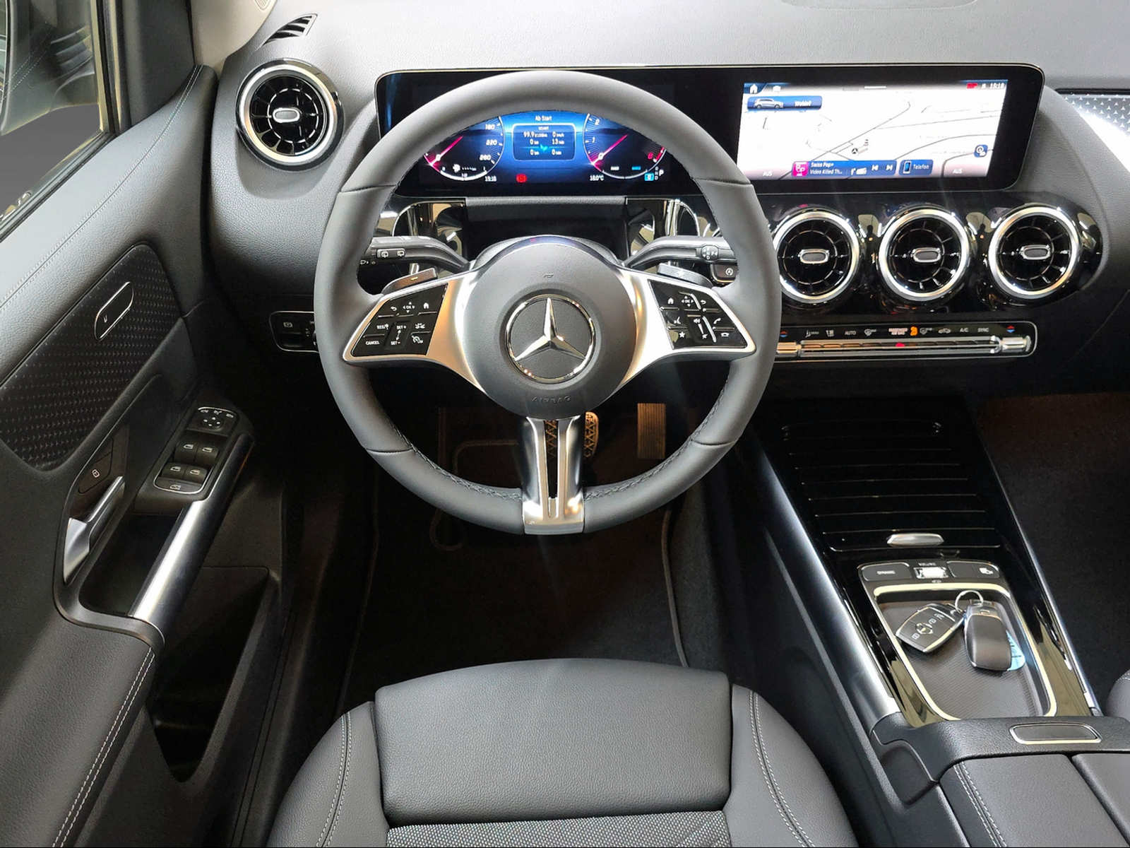 MERCEDES-BENZ B 220 4Matic-image-8