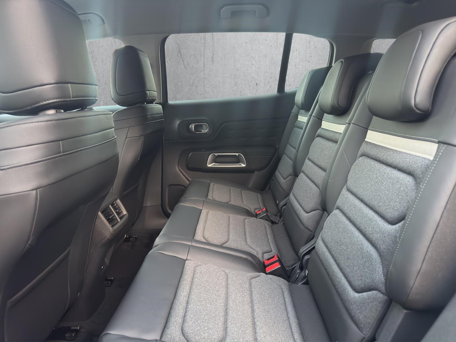 CITROEN C5 Aircross 1.6 Plug-in Hybrid Swiss Edition-image-11