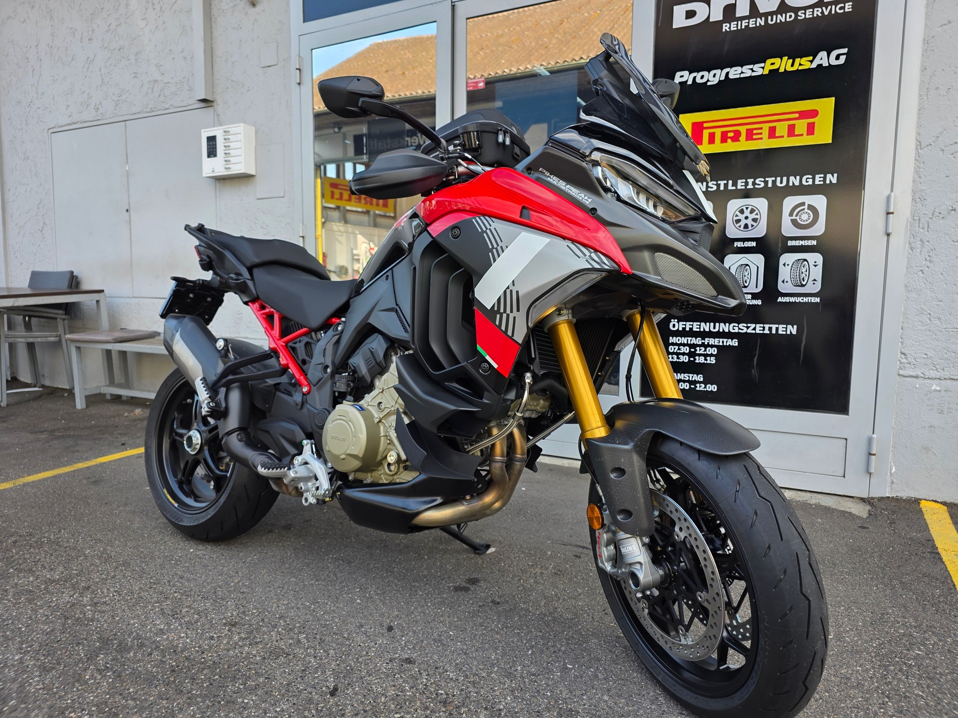 DUCATI Pikes Peak 2025-image-4
