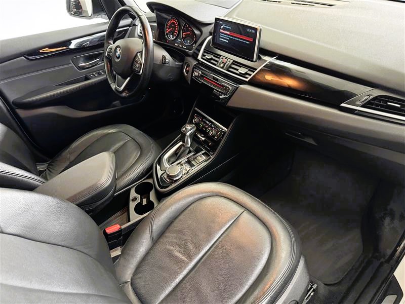 BMW 225xe iPerformance Active Tourer Steptronic-image-10