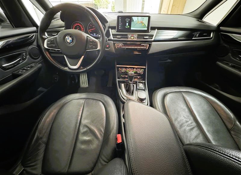 BMW 225xe iPerformance Active Tourer Steptronic-image-6